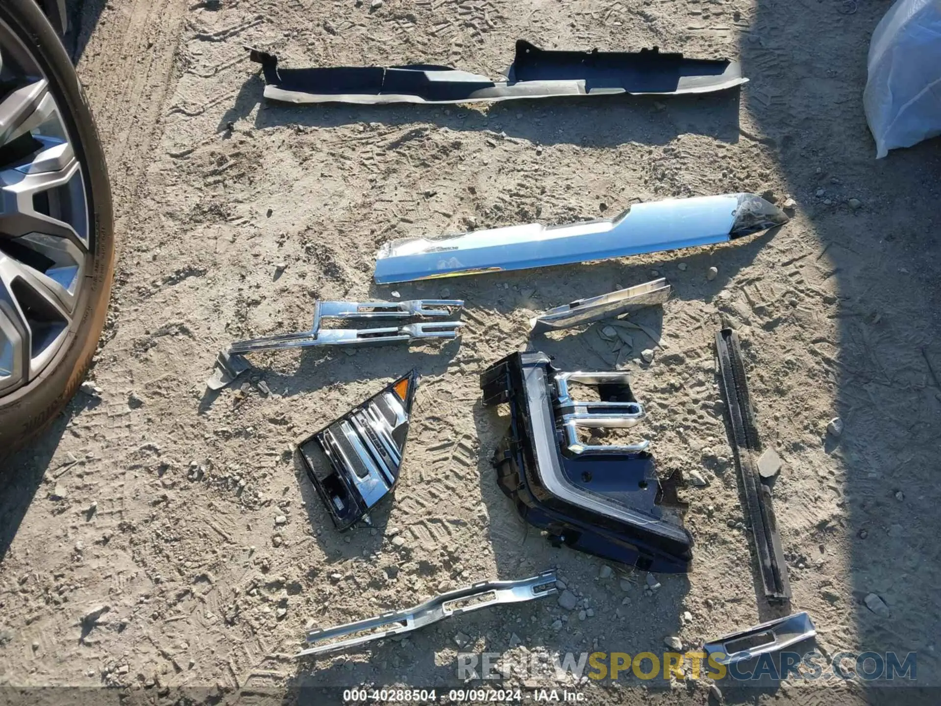 12 Photograph of a damaged car 1GTPHGE89RZ120273 GMC SIERRA 1500 2024