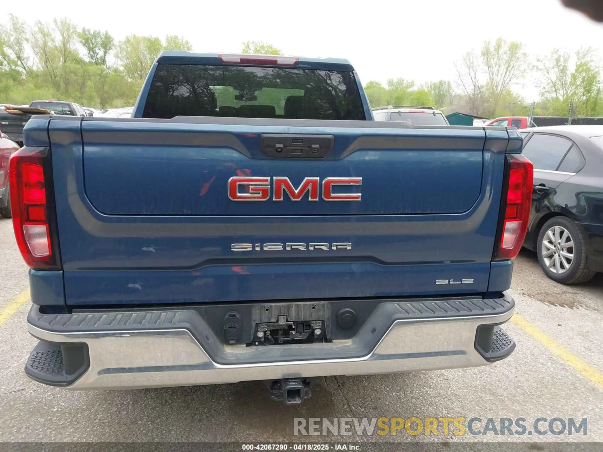 16 Photograph of a damaged car 1GTPUBEK6RZ361122 GMC SIERRA 1500 2024