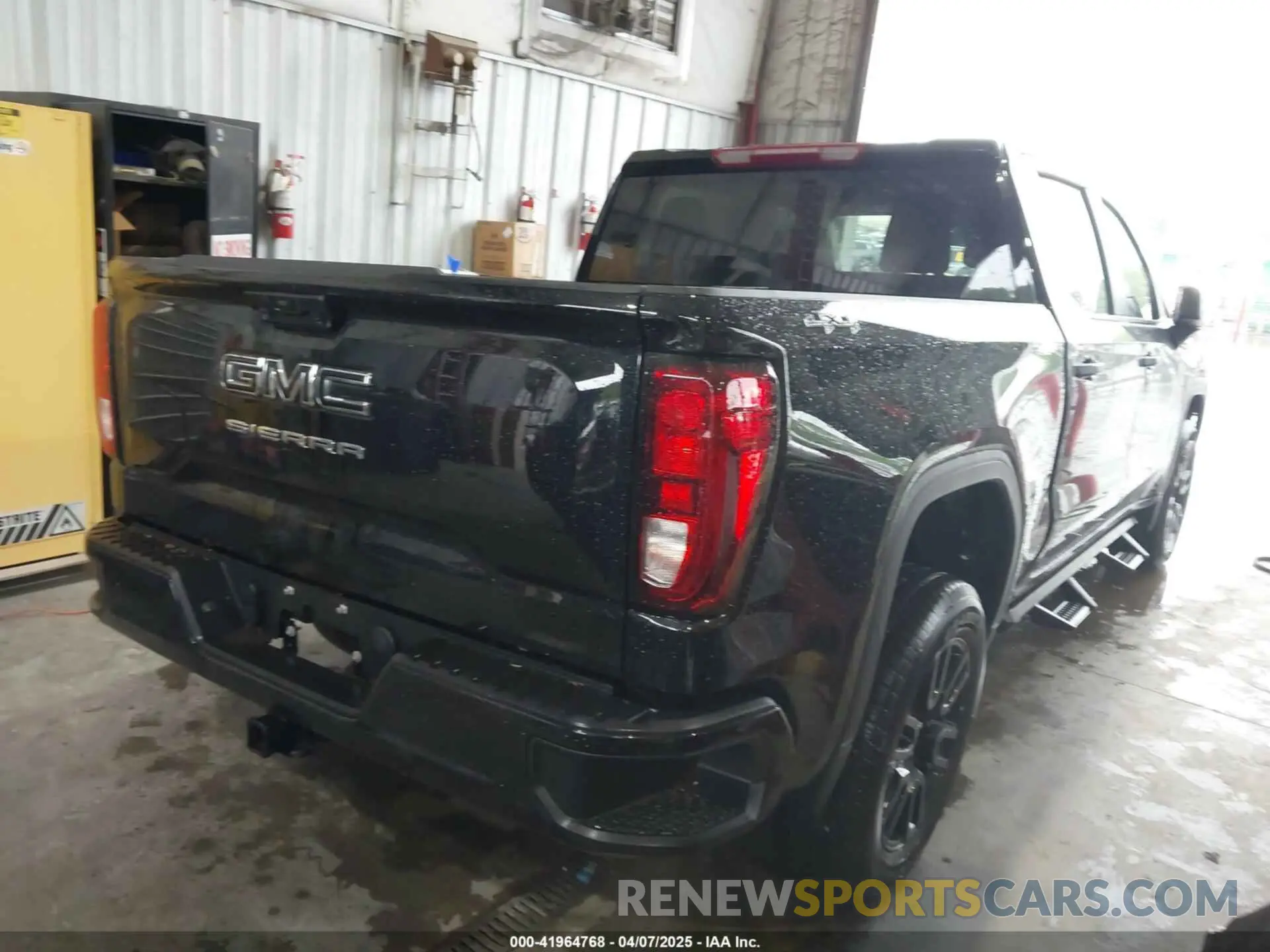 4 Photograph of a damaged car 1GTUUAED4RZ399835 GMC SIERRA 1500 2024