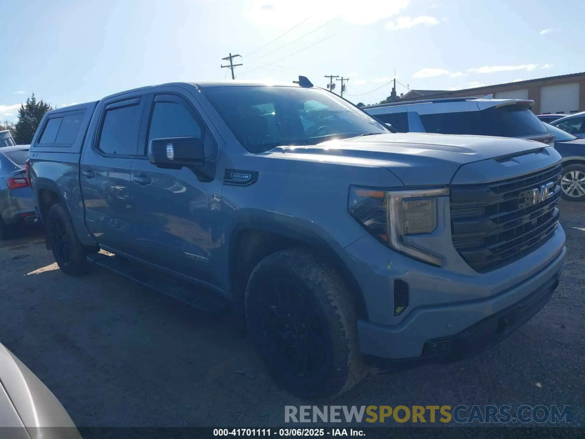14 Photograph of a damaged car 1GTUUCED1RZ339815 GMC SIERRA 1500 2024