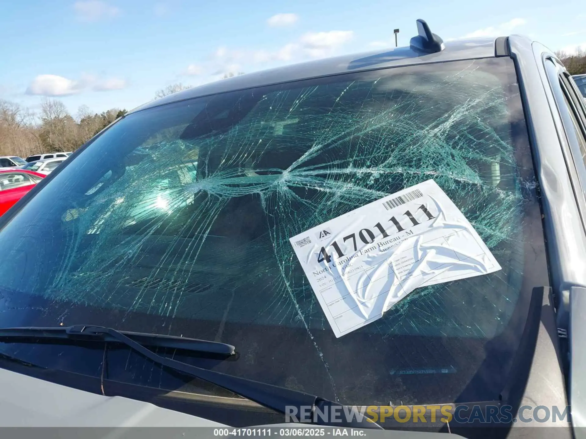 18 Photograph of a damaged car 1GTUUCED1RZ339815 GMC SIERRA 1500 2024
