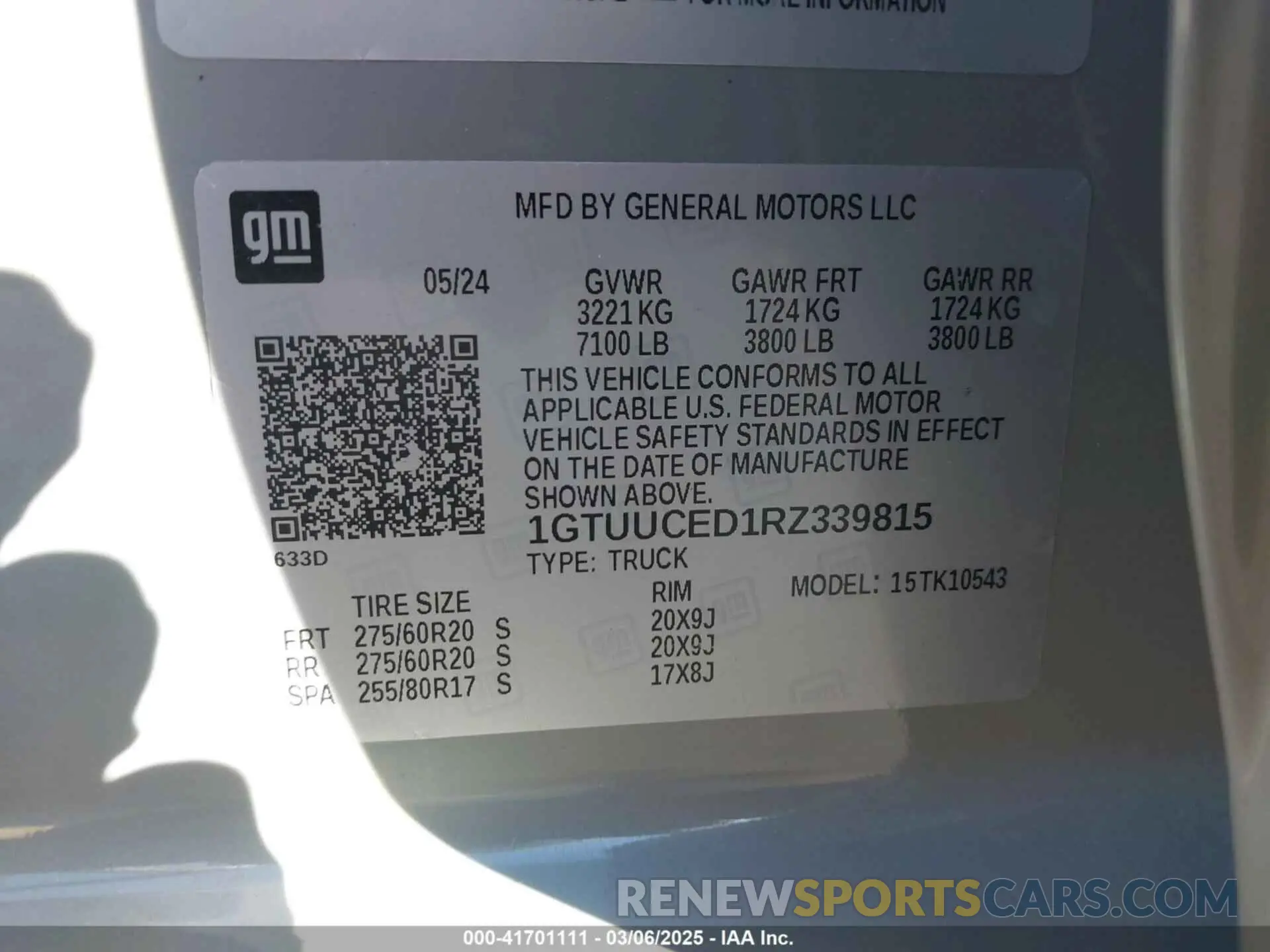 9 Photograph of a damaged car 1GTUUCED1RZ339815 GMC SIERRA 1500 2024