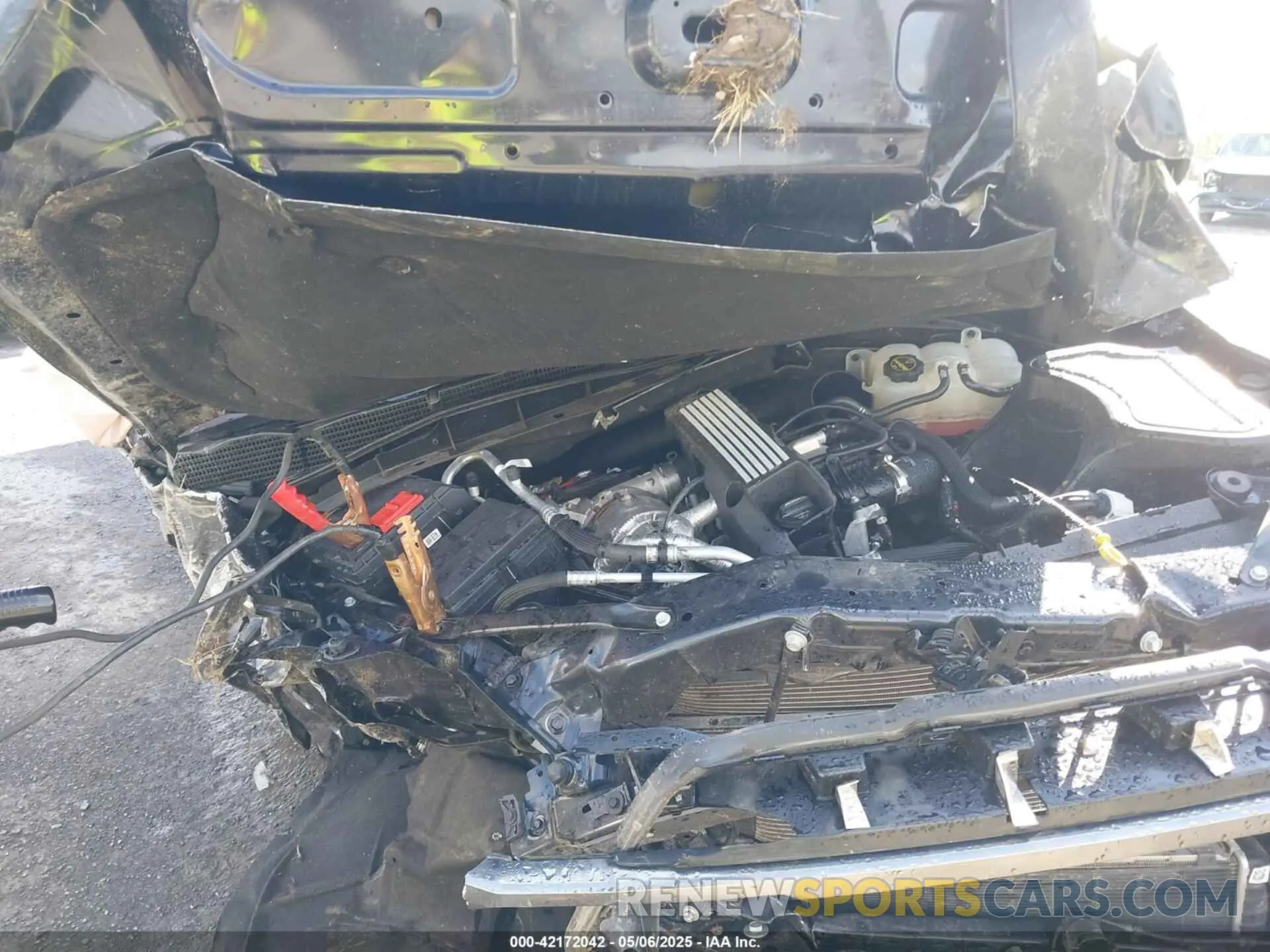 10 Photograph of a damaged car 1GTUUEE81RZ262684 GMC SIERRA 1500 2024