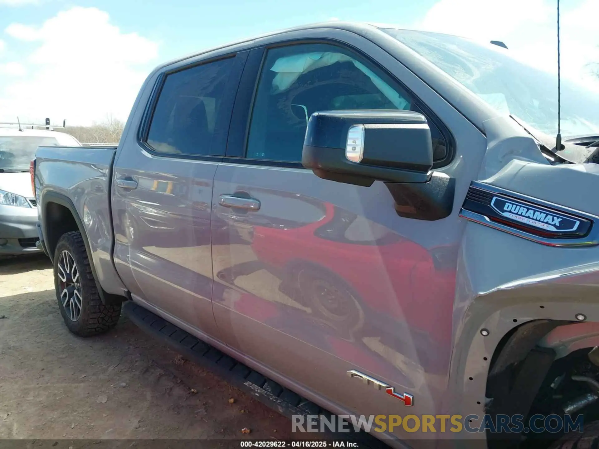 13 Photograph of a damaged car 1GTUUEE81RZ291215 GMC SIERRA 1500 2024