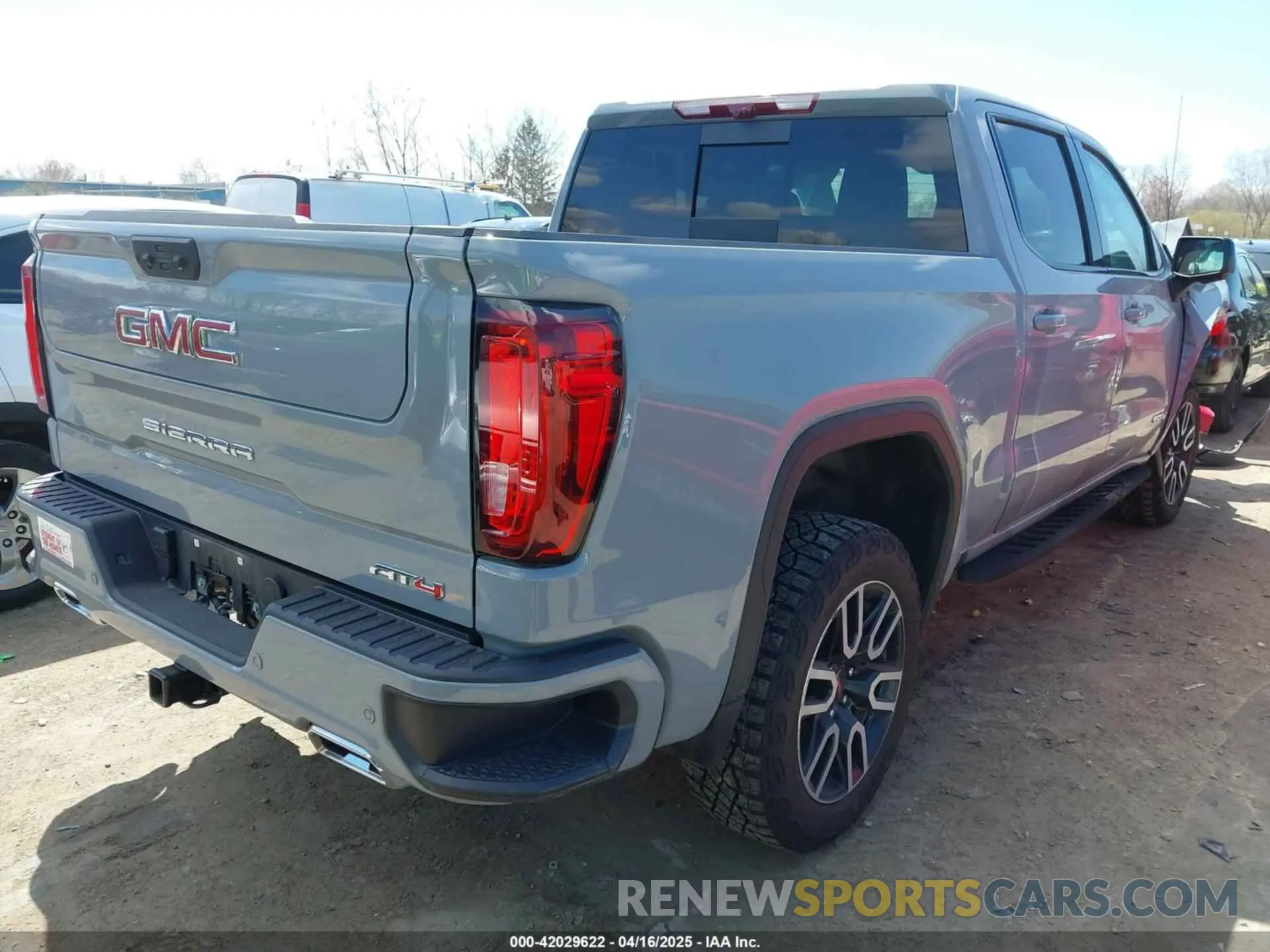 4 Photograph of a damaged car 1GTUUEE81RZ291215 GMC SIERRA 1500 2024