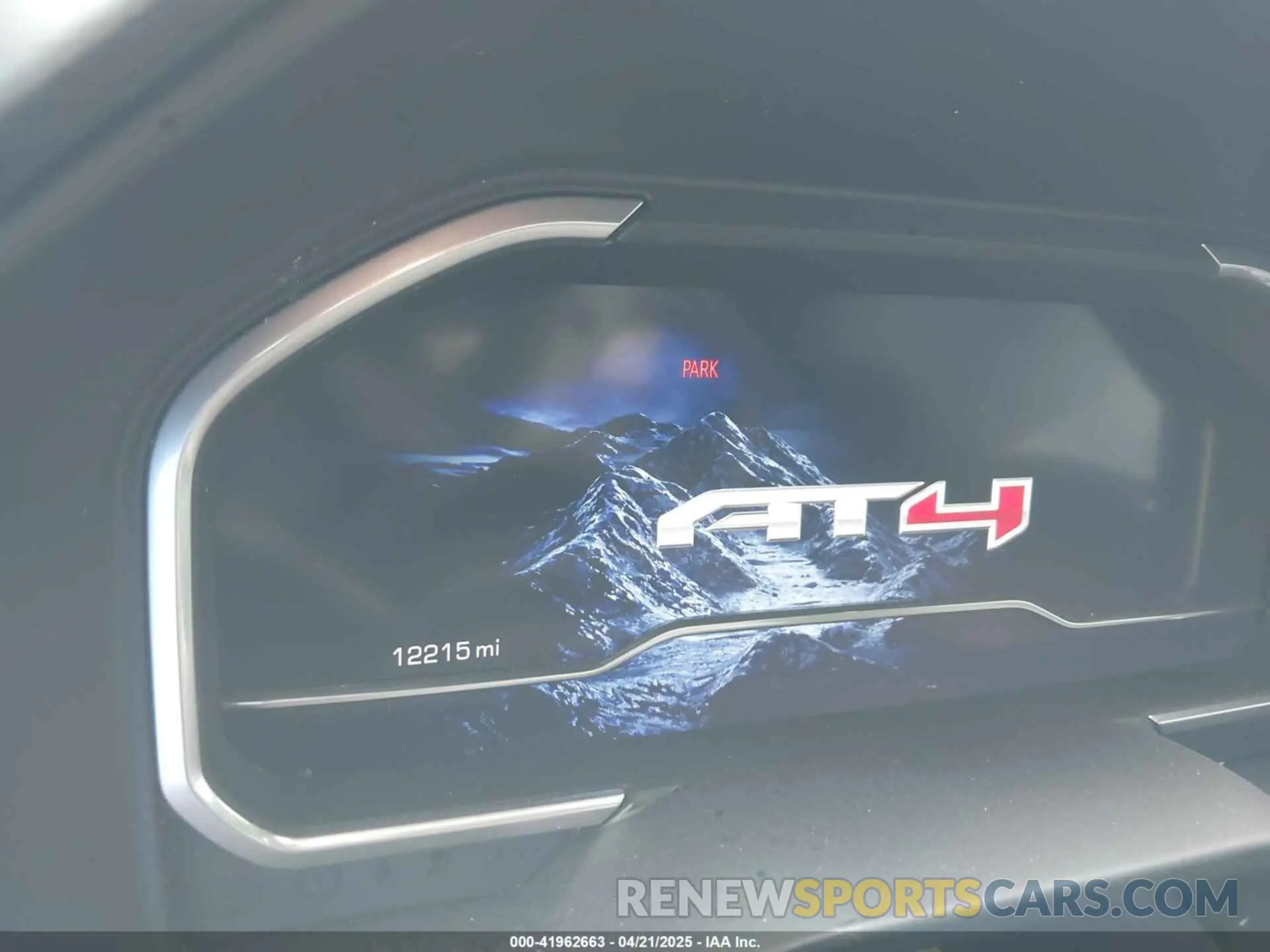 7 Photograph of a damaged car 1GTUUEE8XRZ205772 GMC SIERRA 1500 2024