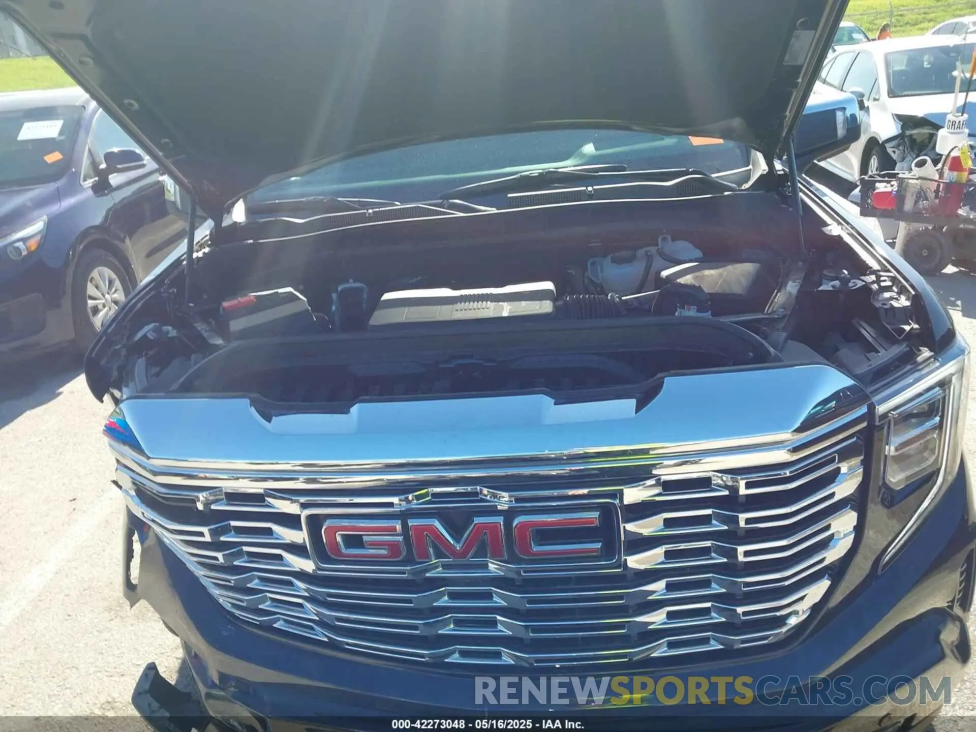 10 Photograph of a damaged car 1GTUUGEL3RZ370028 GMC SIERRA 1500 2024