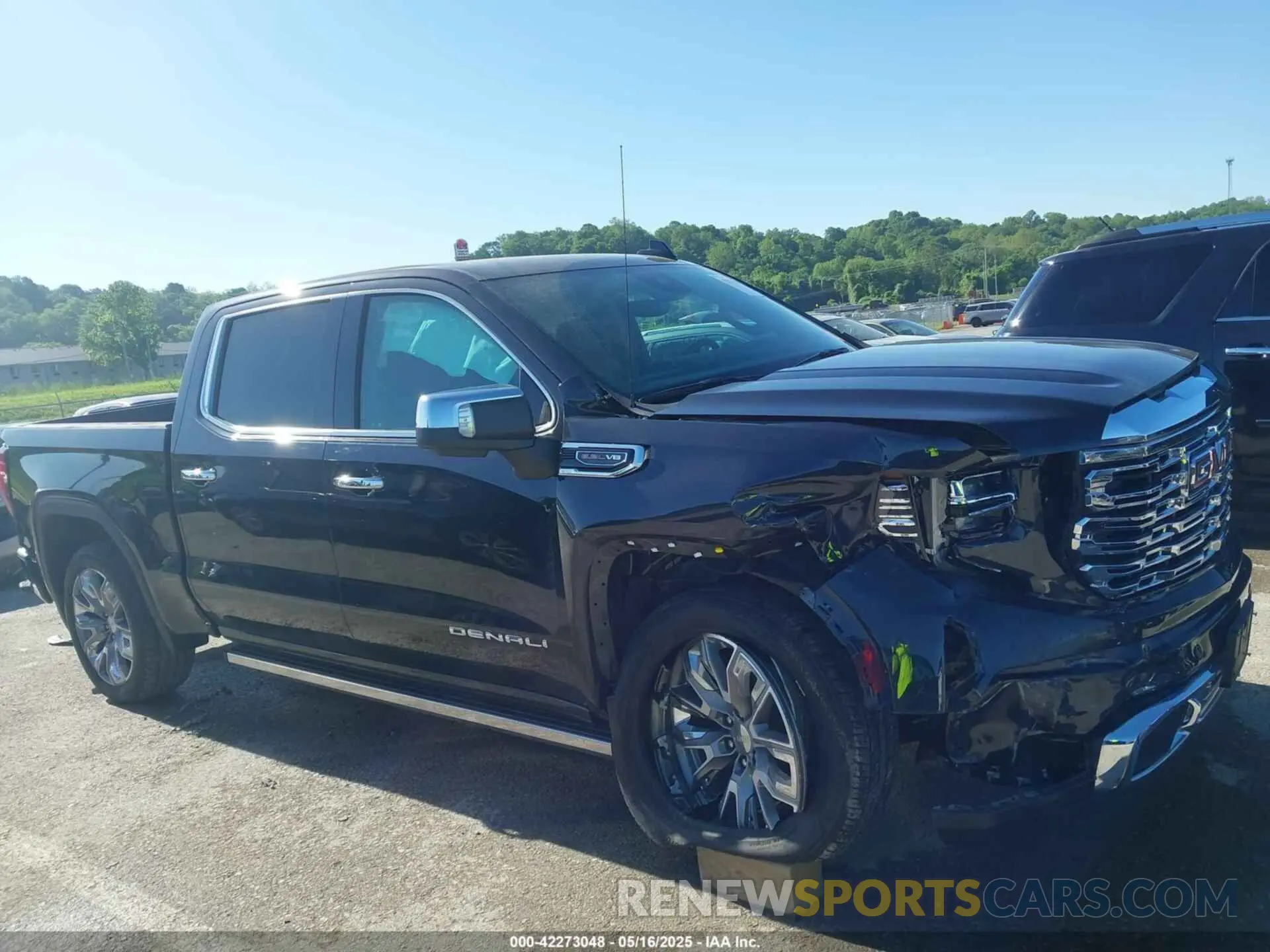 14 Photograph of a damaged car 1GTUUGEL3RZ370028 GMC SIERRA 1500 2024