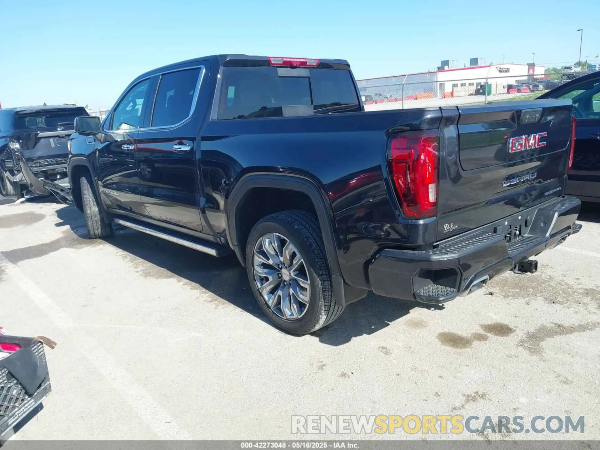 3 Photograph of a damaged car 1GTUUGEL3RZ370028 GMC SIERRA 1500 2024