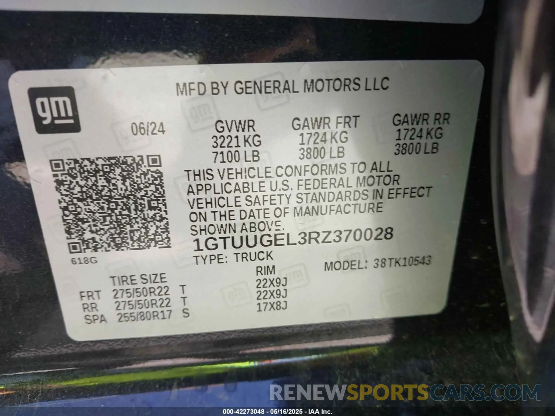 9 Photograph of a damaged car 1GTUUGEL3RZ370028 GMC SIERRA 1500 2024