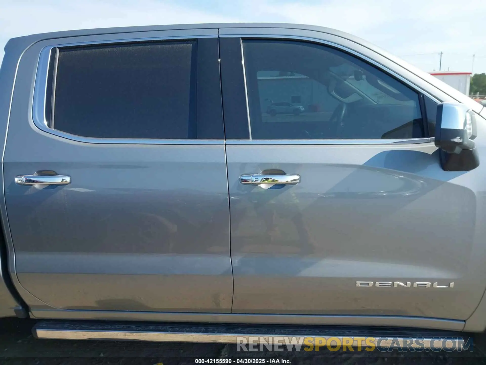 13 Photograph of a damaged car 1GTUUGEL5RZ176407 GMC SIERRA 1500 2024