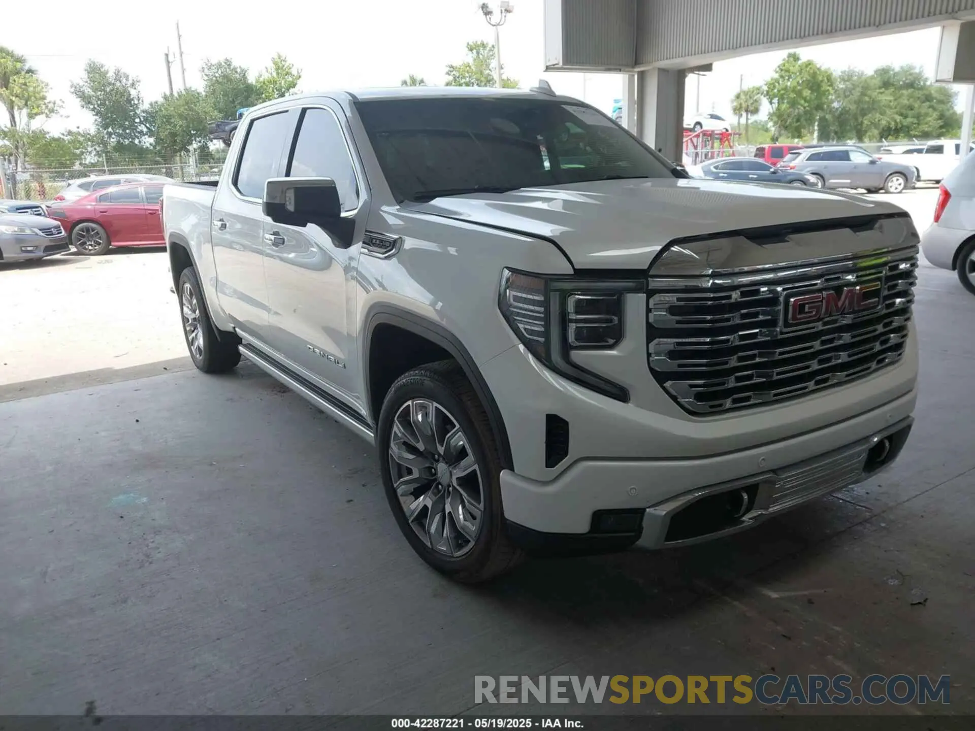 1 Photograph of a damaged car 1GTUUGEL9RZ150537 GMC SIERRA 1500 2024