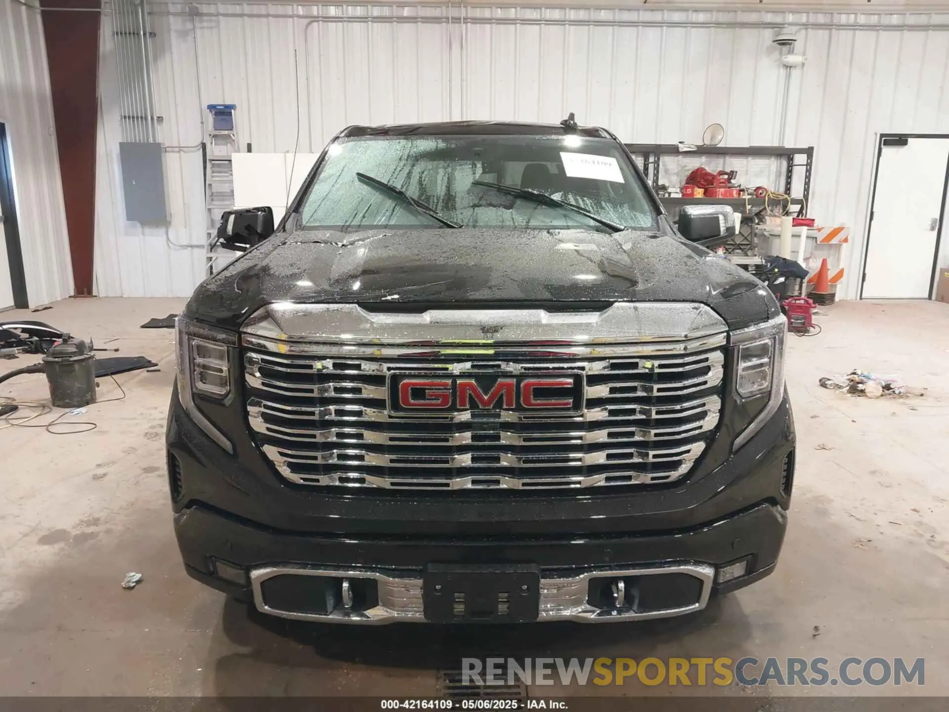 12 Photograph of a damaged car 1GTUUGELXRZ304754 GMC SIERRA 1500 2024