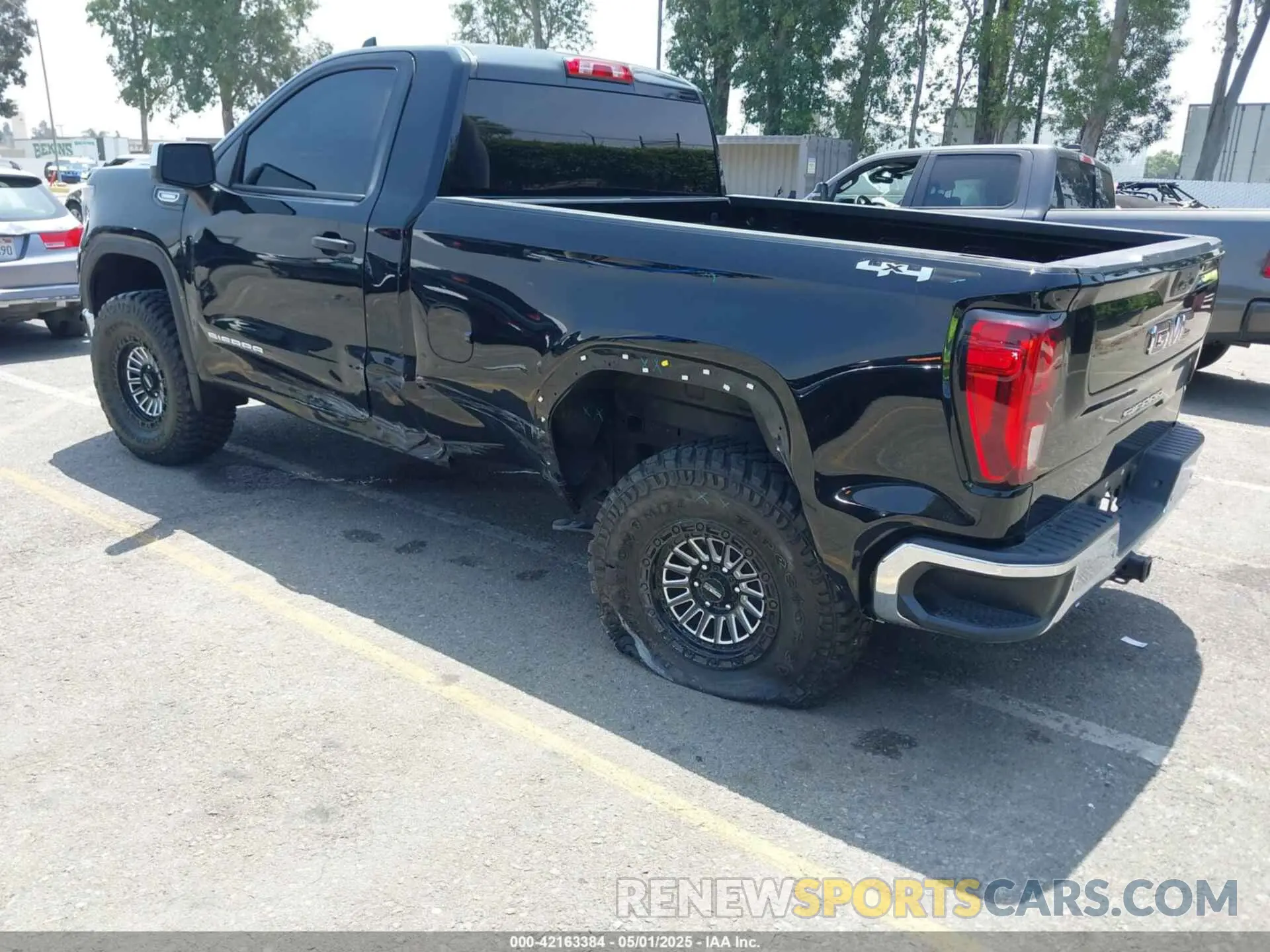 3 Photograph of a damaged car 3GTNUAEK6RG396986 GMC SIERRA 1500 2024