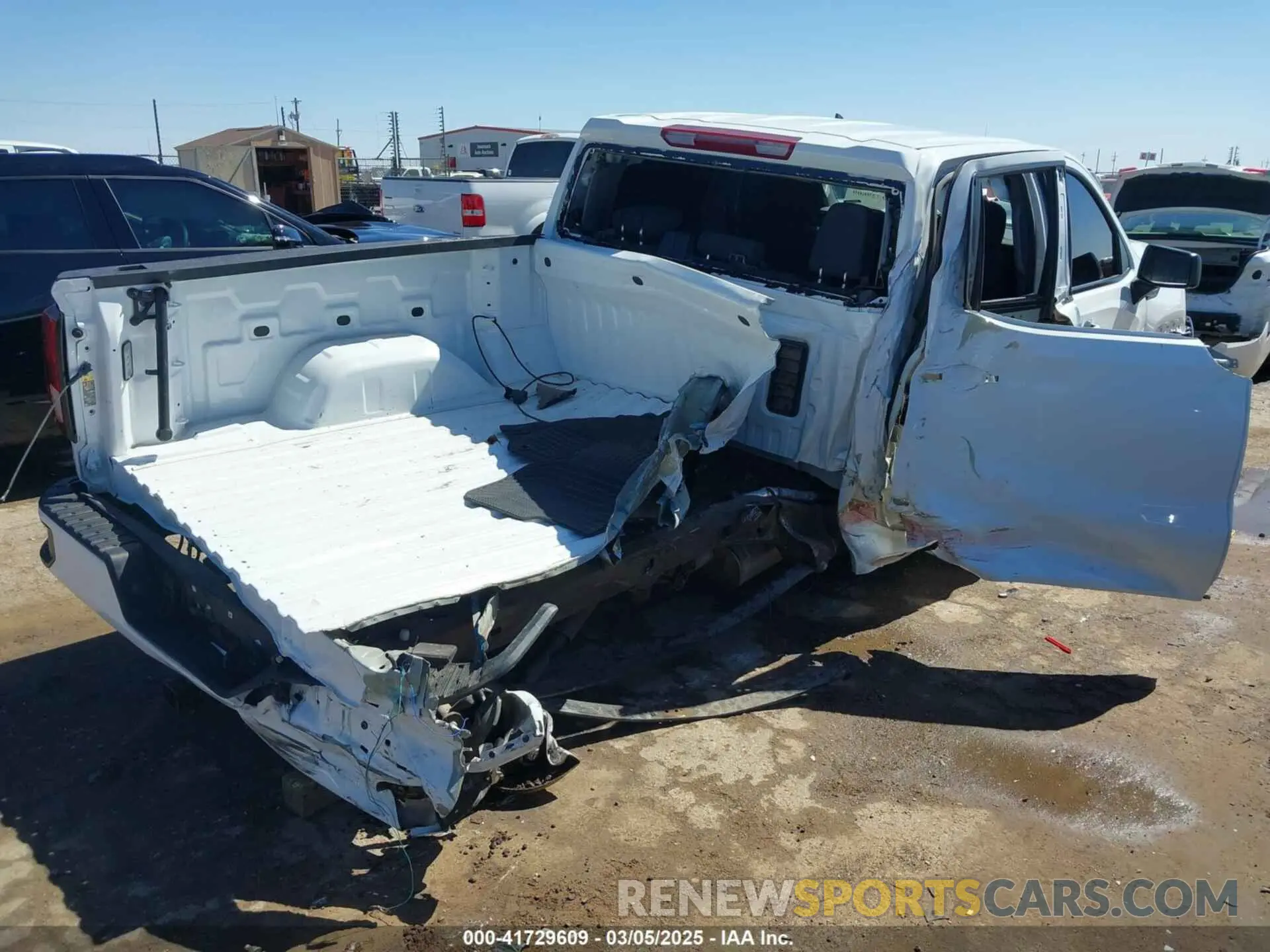 4 Photograph of a damaged car 3GTPHCED4RG372891 GMC SIERRA 1500 2024