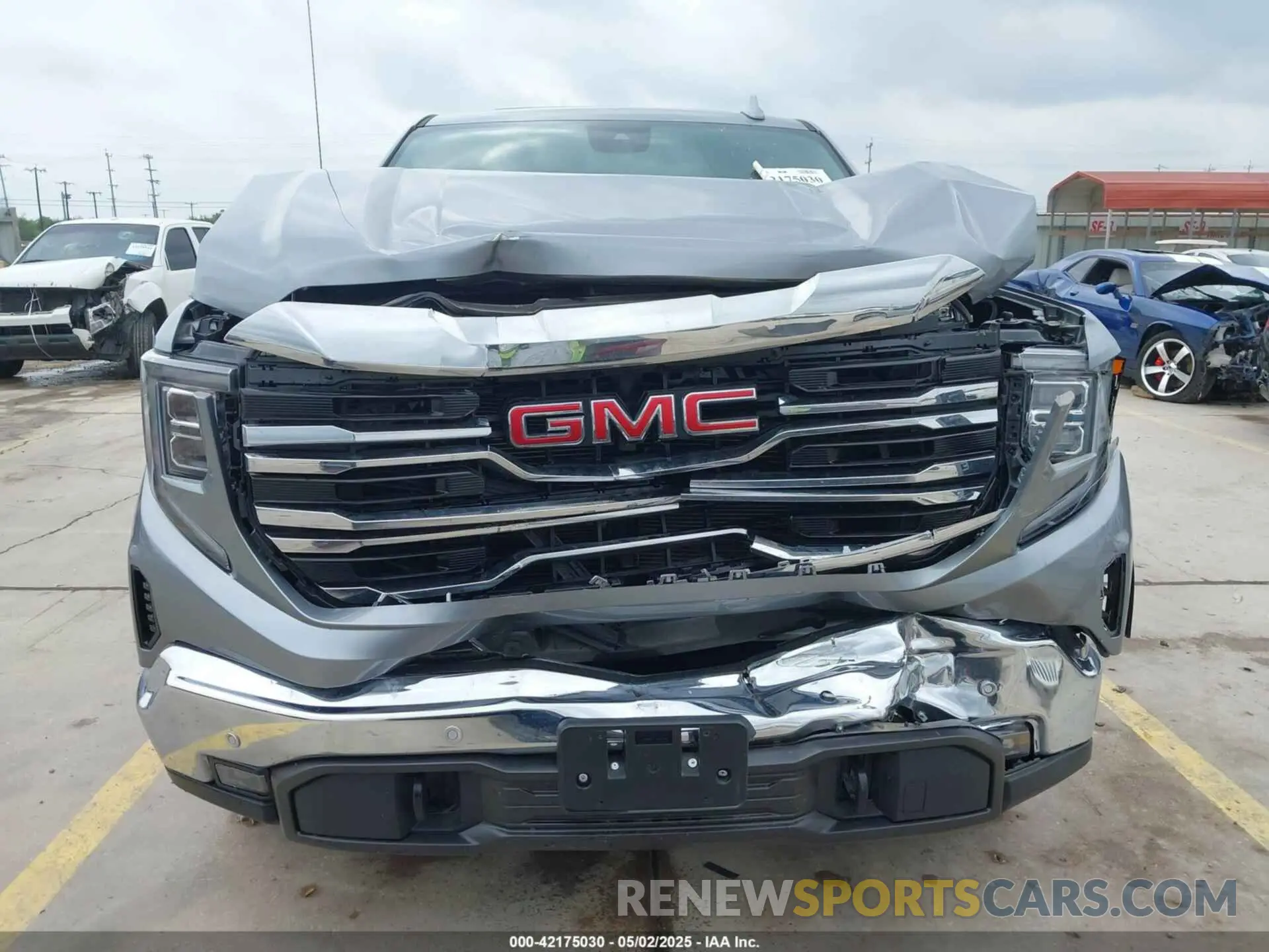 12 Photograph of a damaged car 3GTPHDED1RG365158 GMC SIERRA 1500 2024