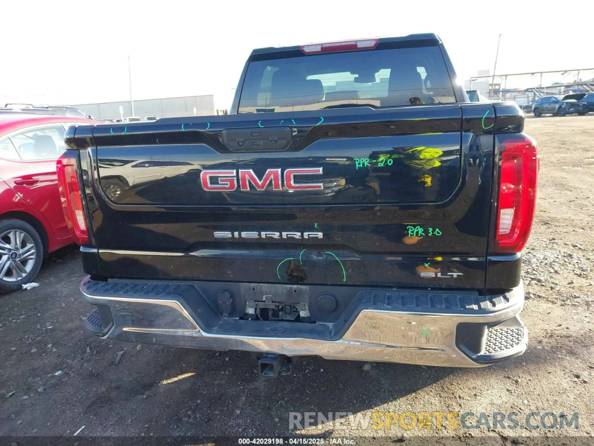 14 Photograph of a damaged car 3GTPHDED5RG403989 GMC SIERRA 1500 2024