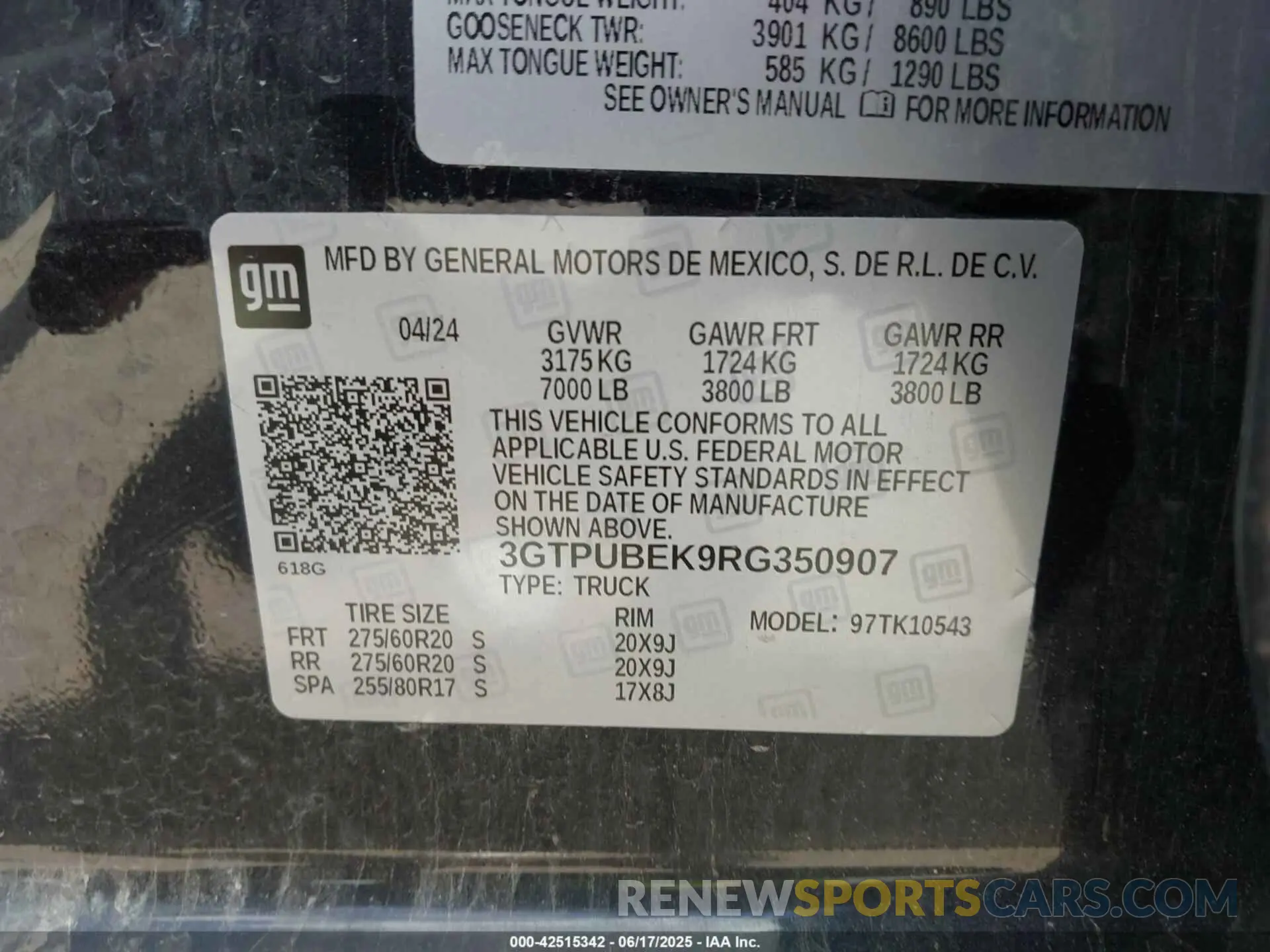9 Photograph of a damaged car 3GTPUBEK9RG350907 GMC SIERRA 1500 2024