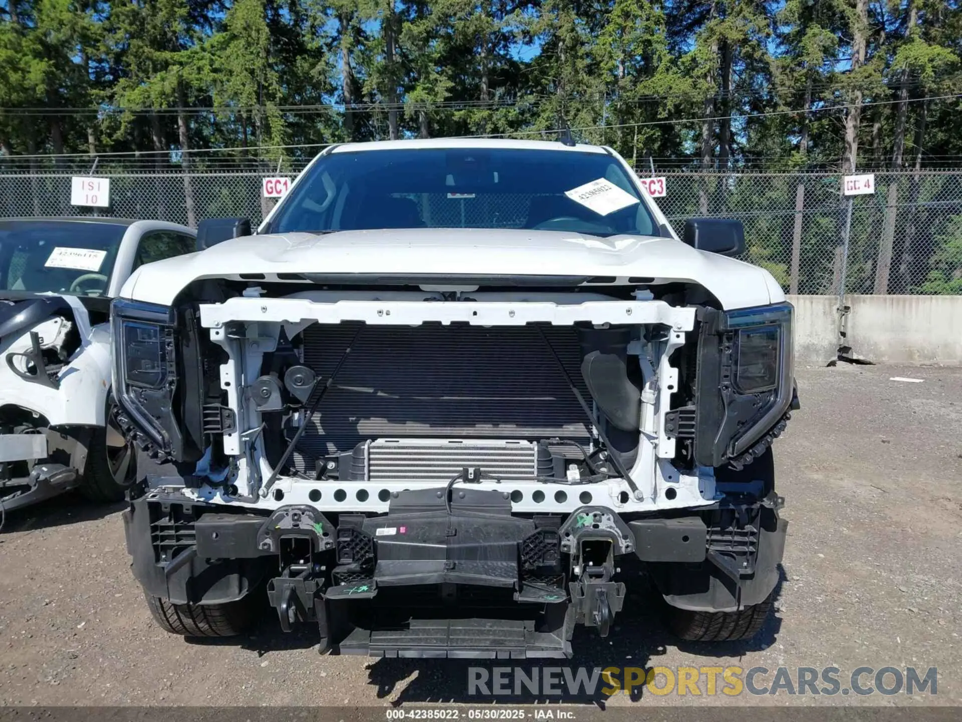 12 Photograph of a damaged car 3GTPUCEK5RG382369 GMC SIERRA 1500 2024