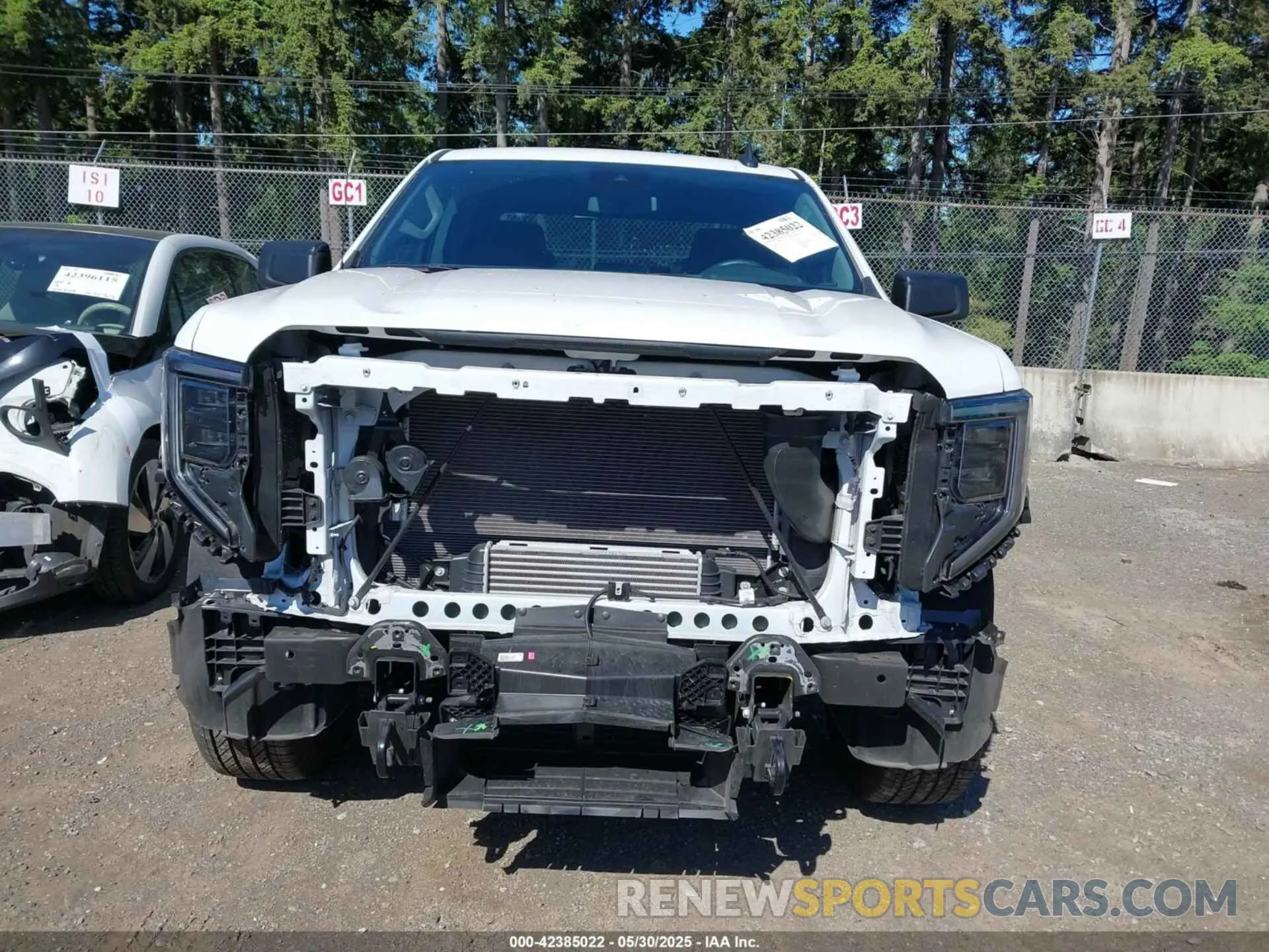 6 Photograph of a damaged car 3GTPUCEK5RG382369 GMC SIERRA 1500 2024