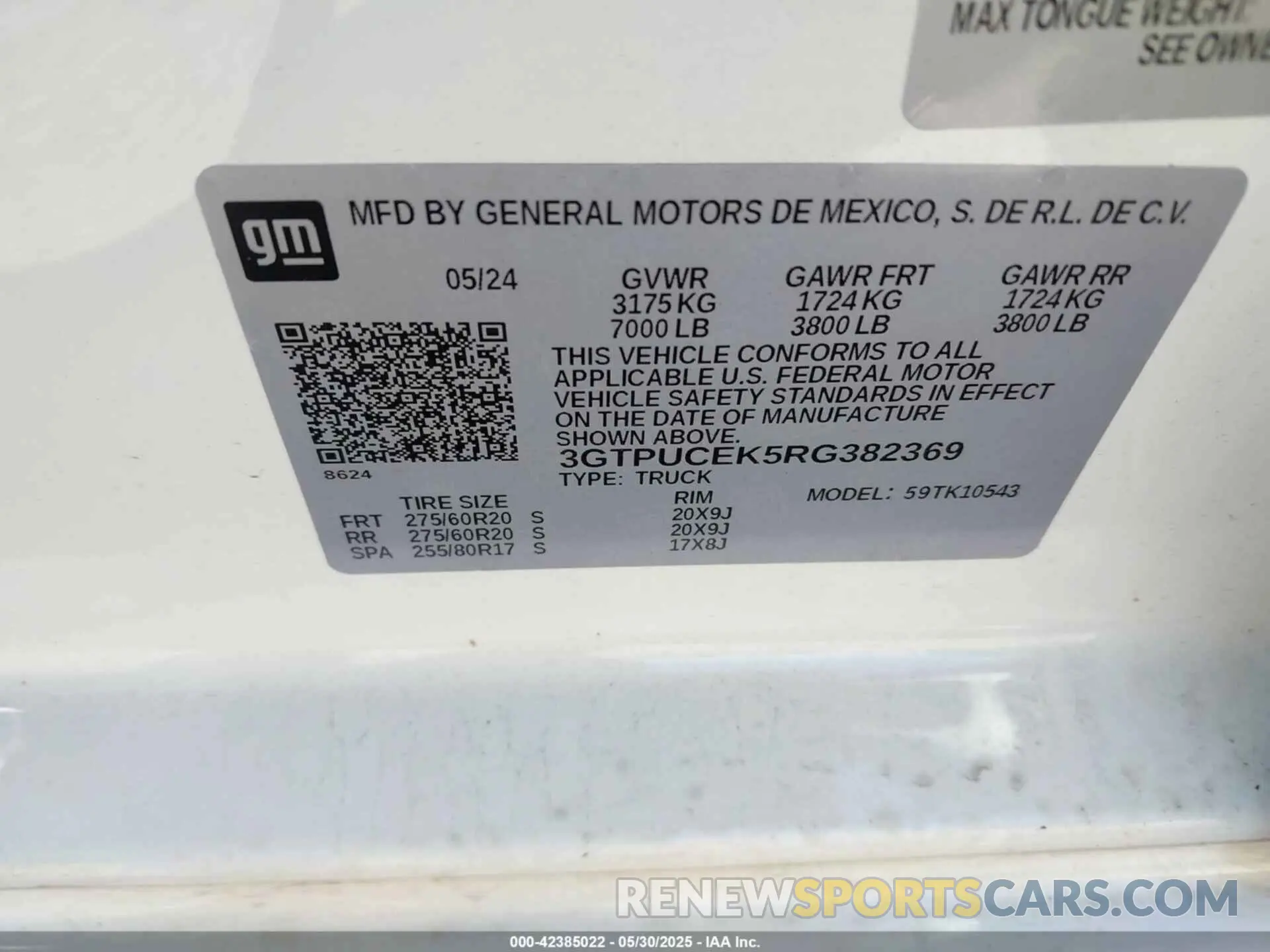 9 Photograph of a damaged car 3GTPUCEK5RG382369 GMC SIERRA 1500 2024