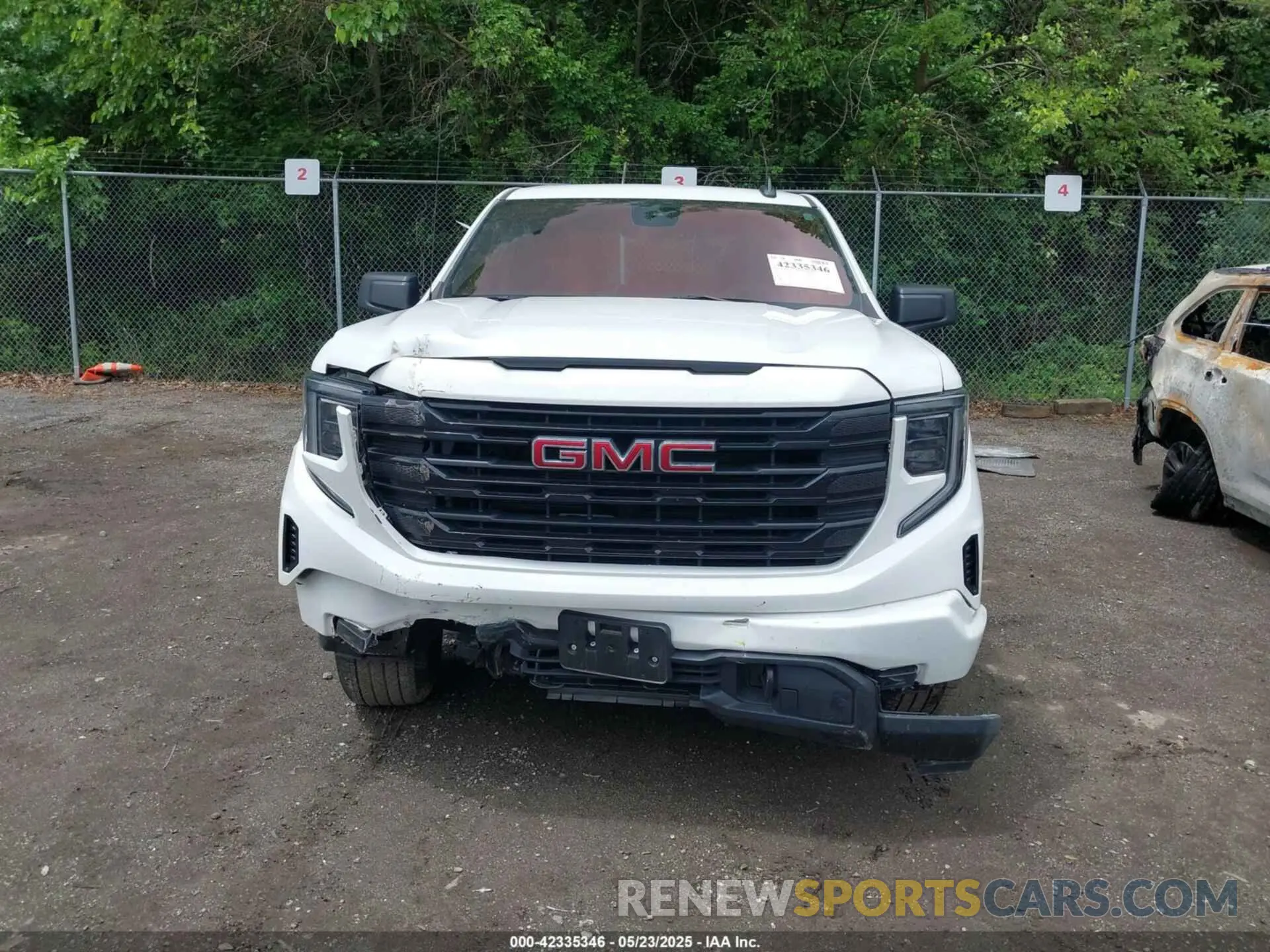 11 Photograph of a damaged car 3GTPUCEK7RG336932 GMC SIERRA 1500 2024