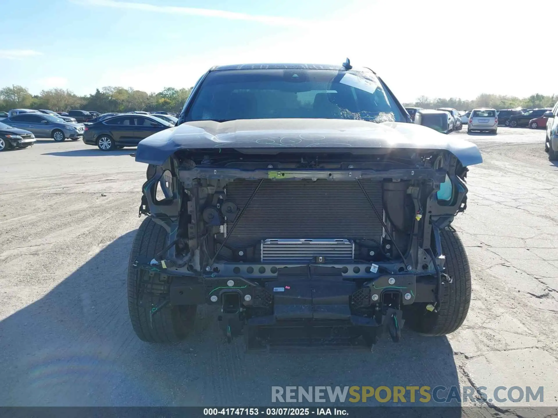 13 Photograph of a damaged car 3GTPUJEKXRG250518 GMC SIERRA 1500 2024