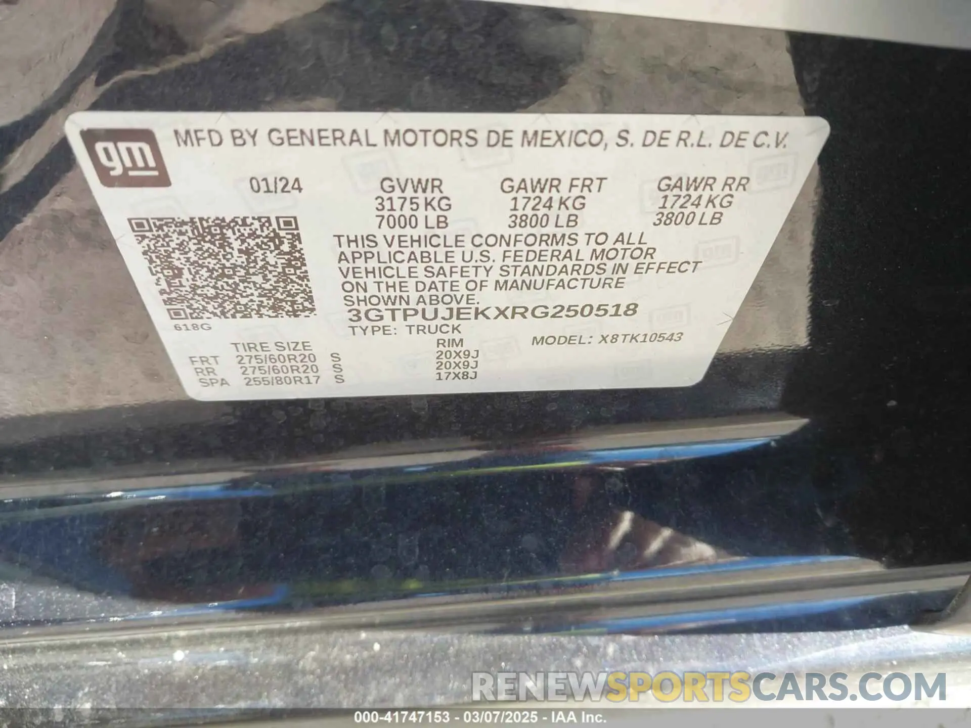 9 Photograph of a damaged car 3GTPUJEKXRG250518 GMC SIERRA 1500 2024