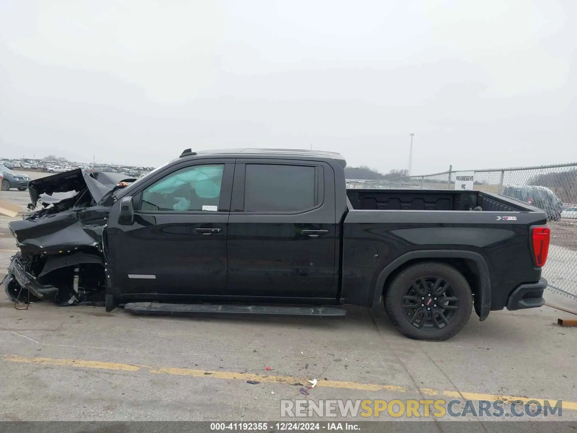 15 Photograph of a damaged car 3GTUUCED3RG402865 GMC SIERRA 1500 2024