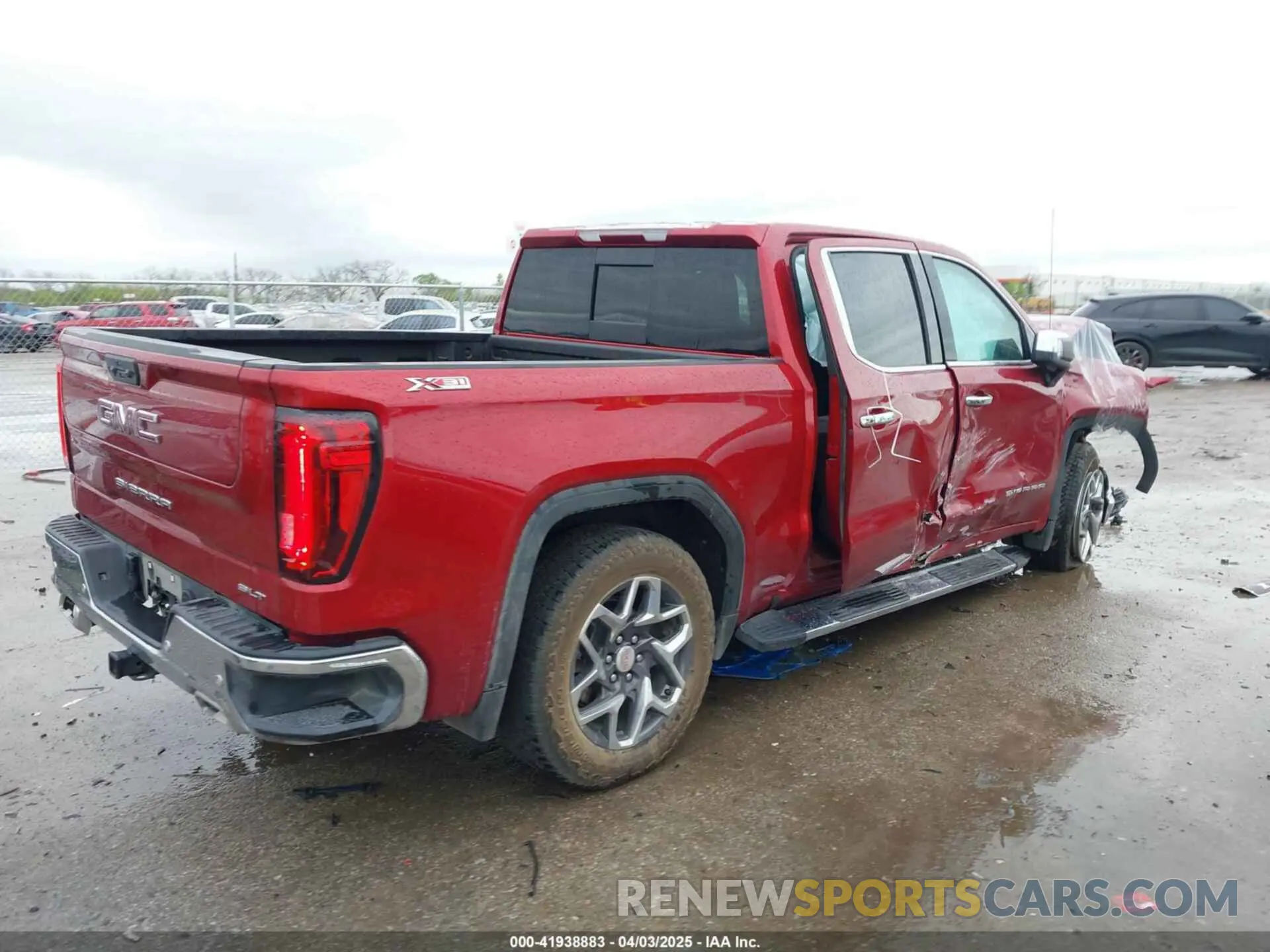 4 Photograph of a damaged car 3GTUUDE86RG367635 GMC SIERRA 1500 2024