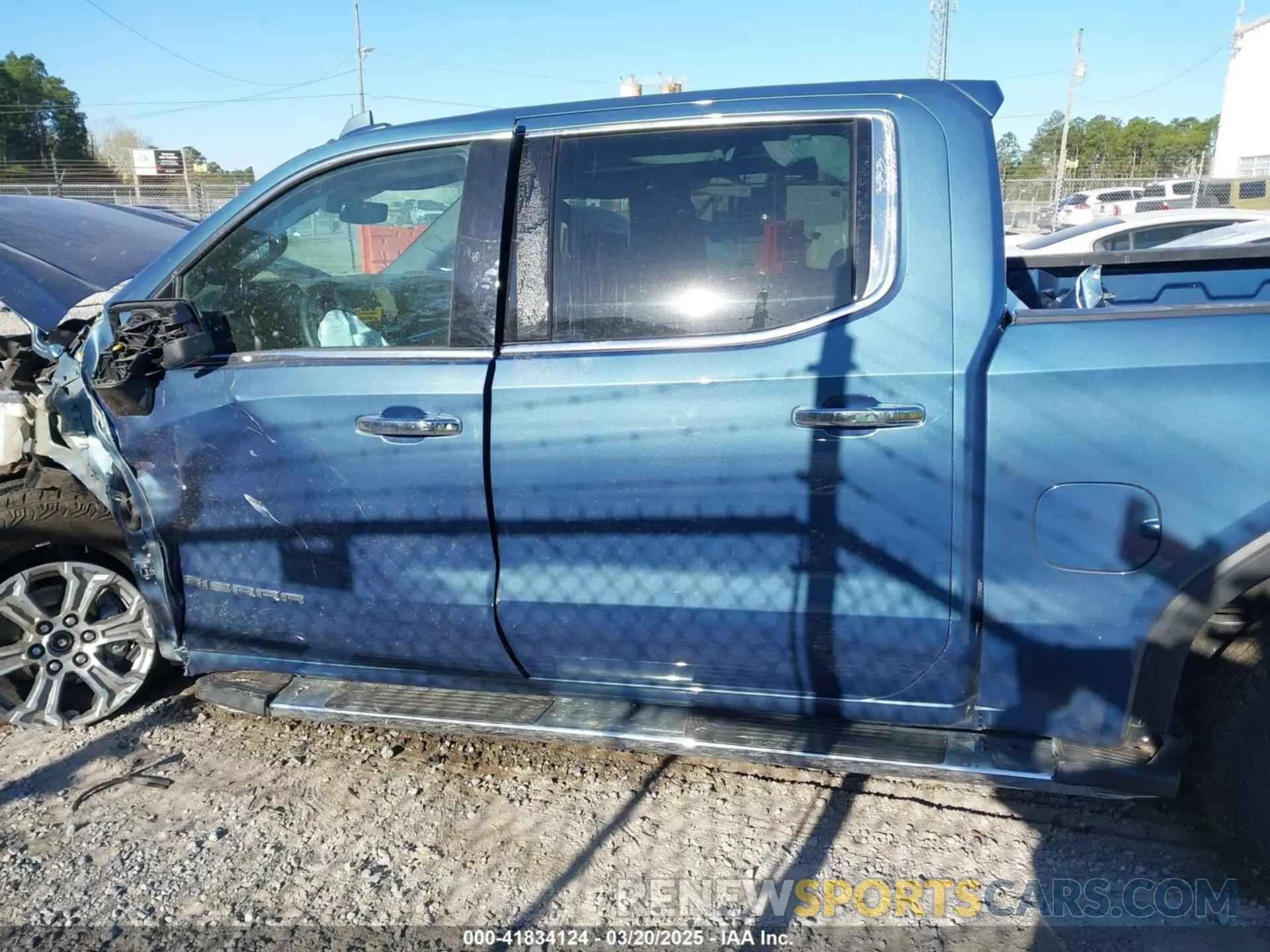 15 Photograph of a damaged car 3GTUUDE8XRG161332 GMC SIERRA 1500 2024