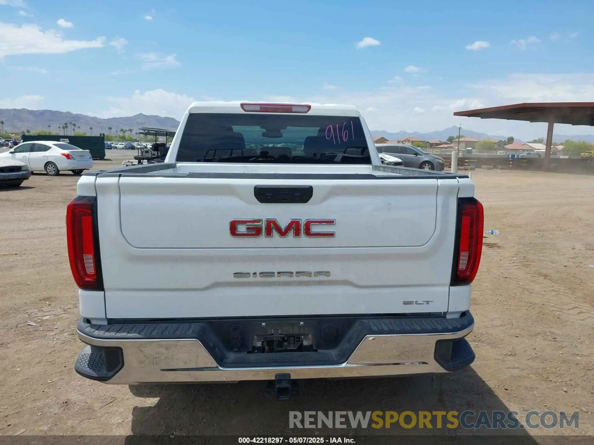 16 Photograph of a damaged car 3GTUUDED3RG142439 GMC SIERRA 1500 2024