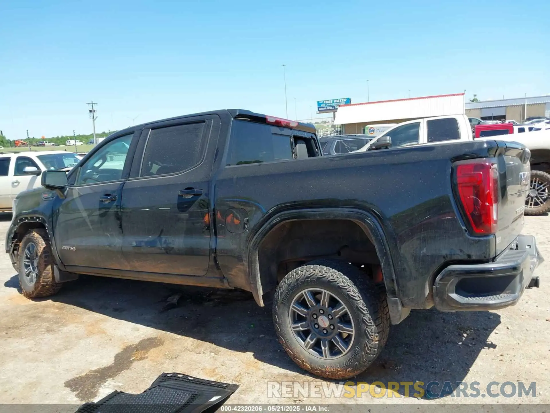 13 Photograph of a damaged car 3GTUUEEL0RG193832 GMC SIERRA 1500 2024