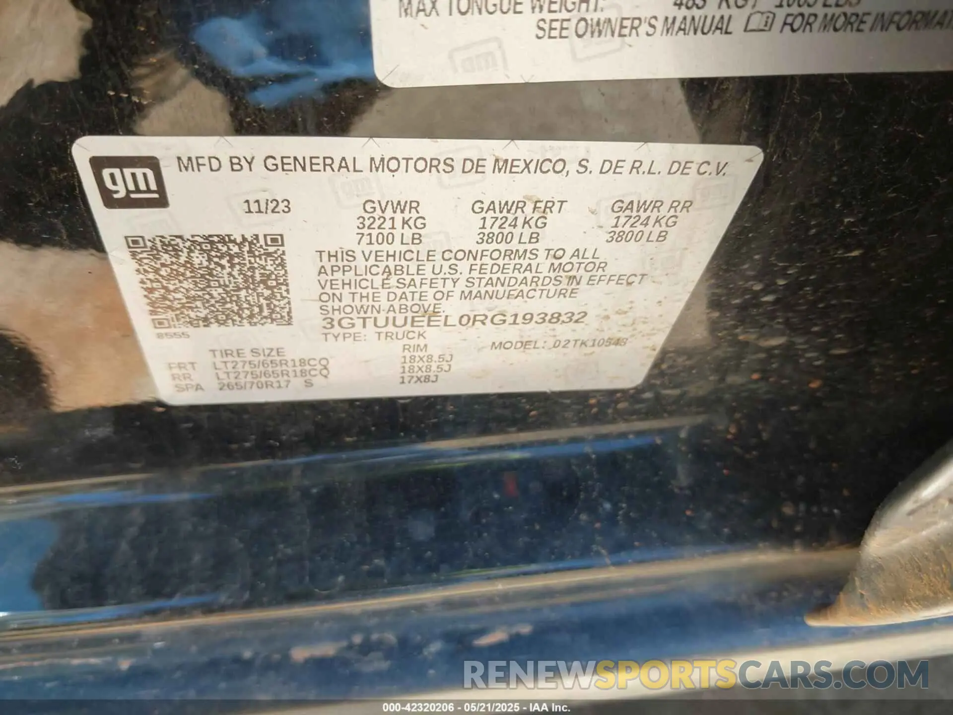 9 Photograph of a damaged car 3GTUUEEL0RG193832 GMC SIERRA 1500 2024