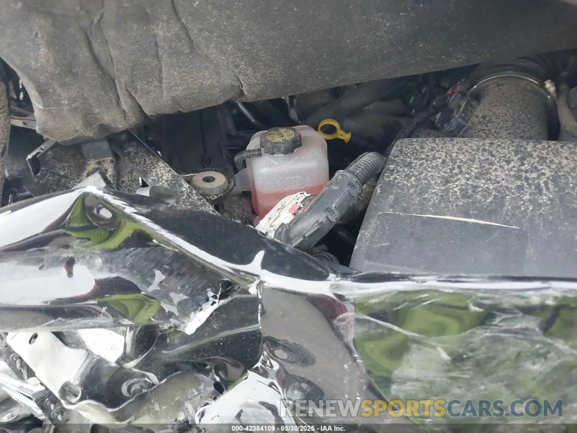 10 Photograph of a damaged car 3GTUUGE82RG266805 GMC SIERRA 1500 2024