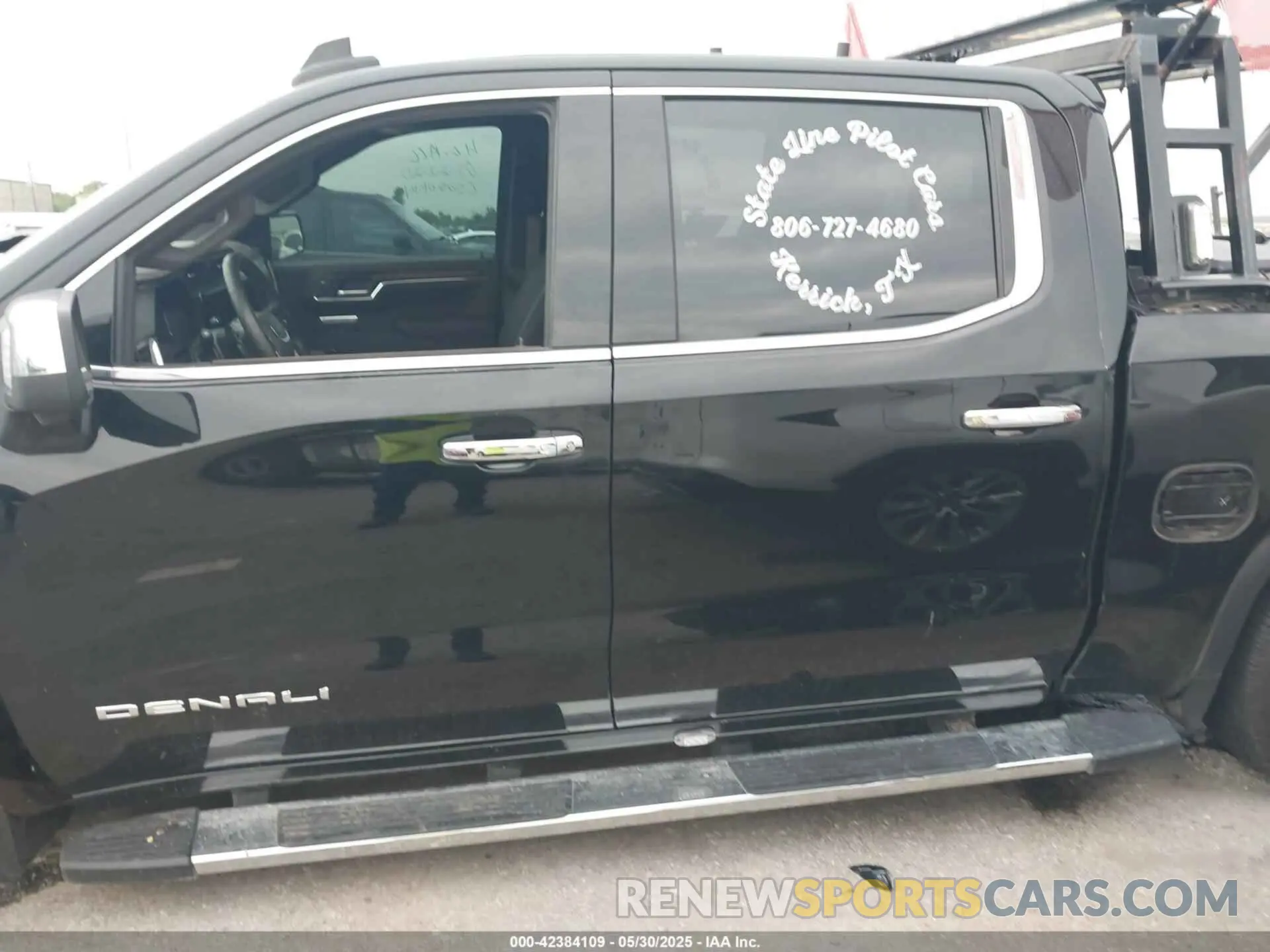 13 Photograph of a damaged car 3GTUUGE82RG266805 GMC SIERRA 1500 2024