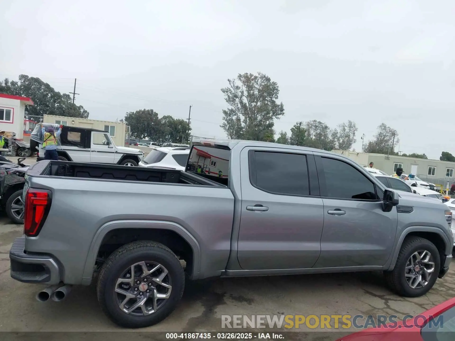 13 Photograph of a damaged car 1GTPHDED1SZ164270 GMC SIERRA 1500 2025