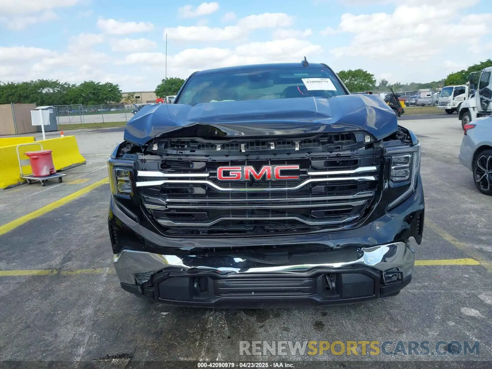 6 Photograph of a damaged car 1GTPHDED6SZ118093 GMC SIERRA 1500 2025