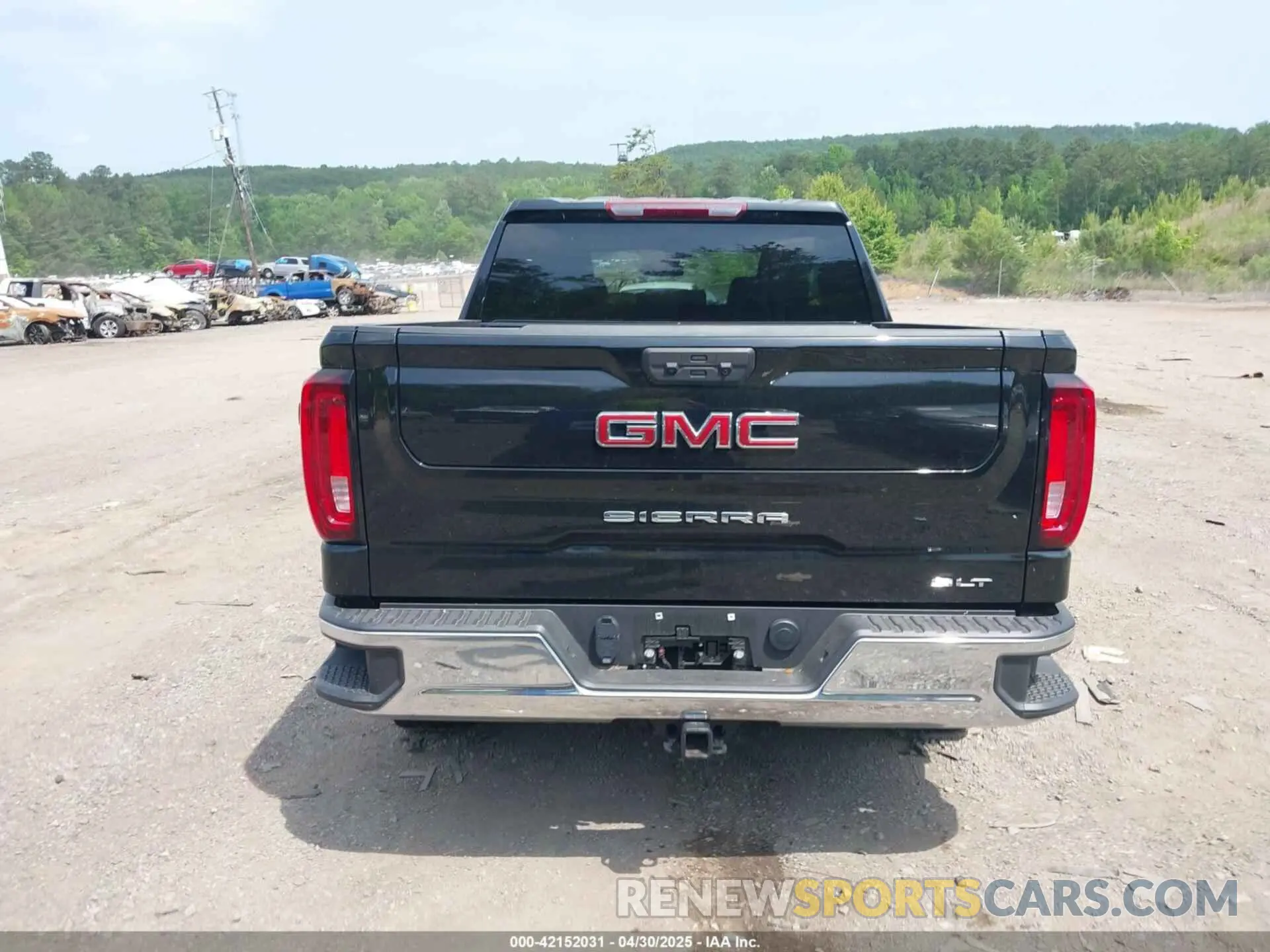 16 Photograph of a damaged car 1GTPHDED8SZ131752 GMC SIERRA 1500 2025