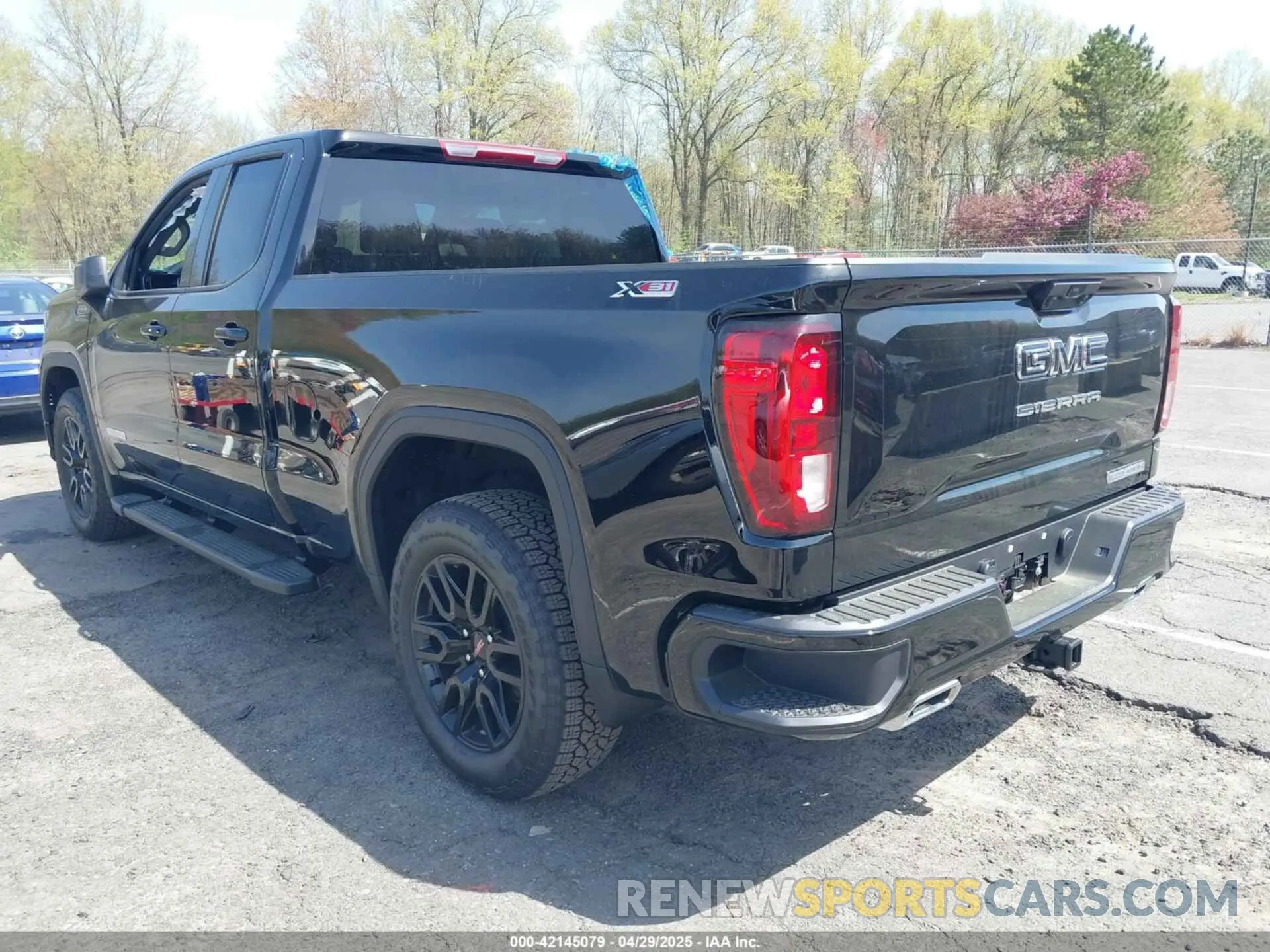 3 Photograph of a damaged car 1GTRUCED1SZ141330 GMC SIERRA 1500 2025