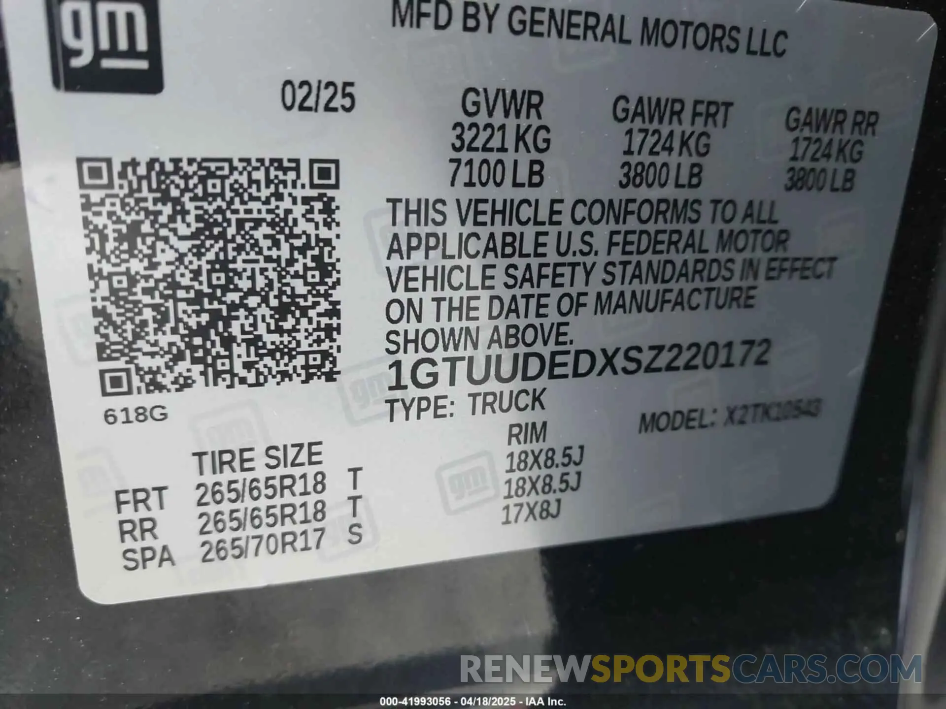 9 Photograph of a damaged car 1GTUUDEDXSZ220172 GMC SIERRA 1500 2025
