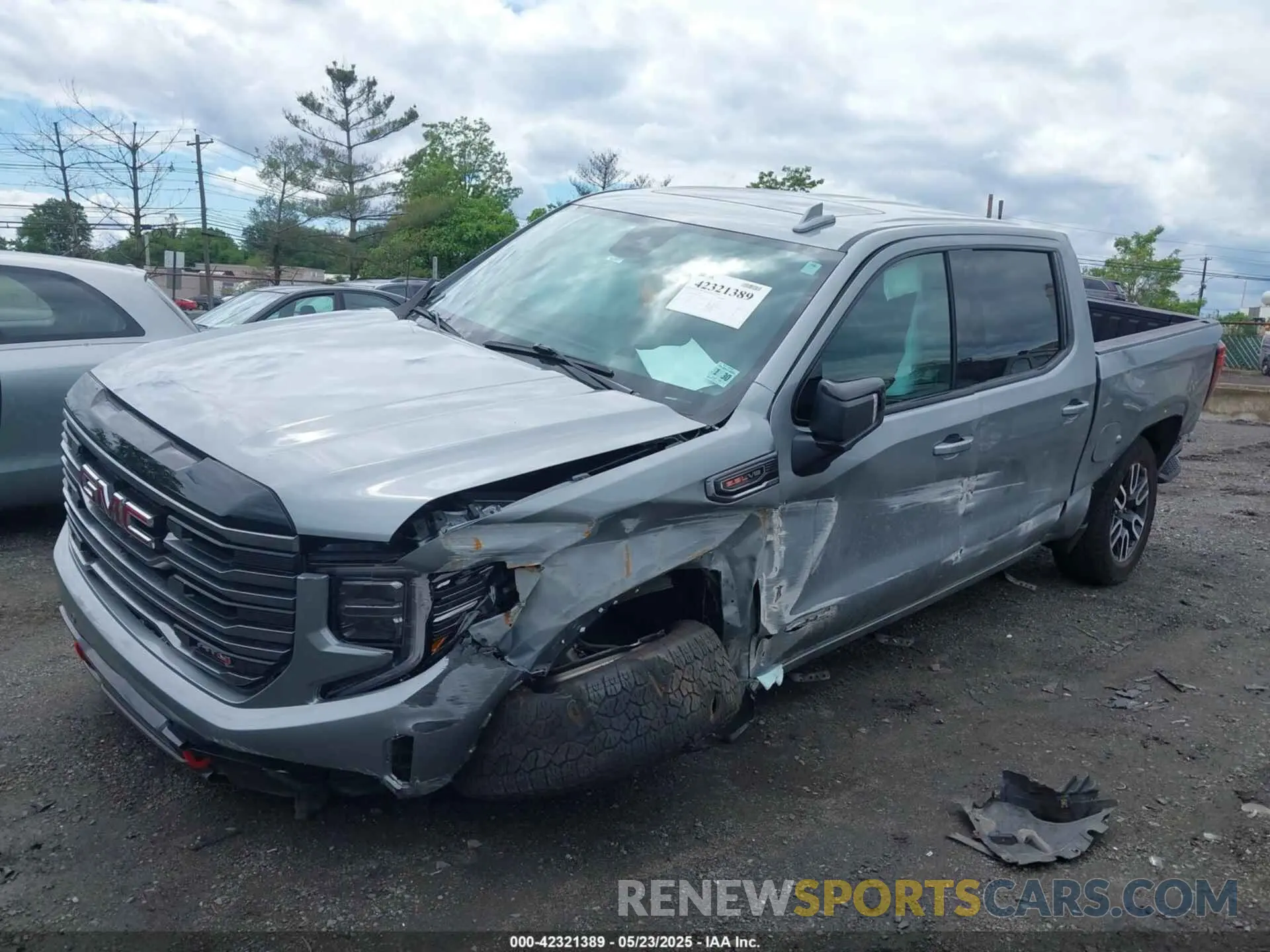 2 Photograph of a damaged car 1GTUUEELXSZ185307 GMC SIERRA 1500 2025