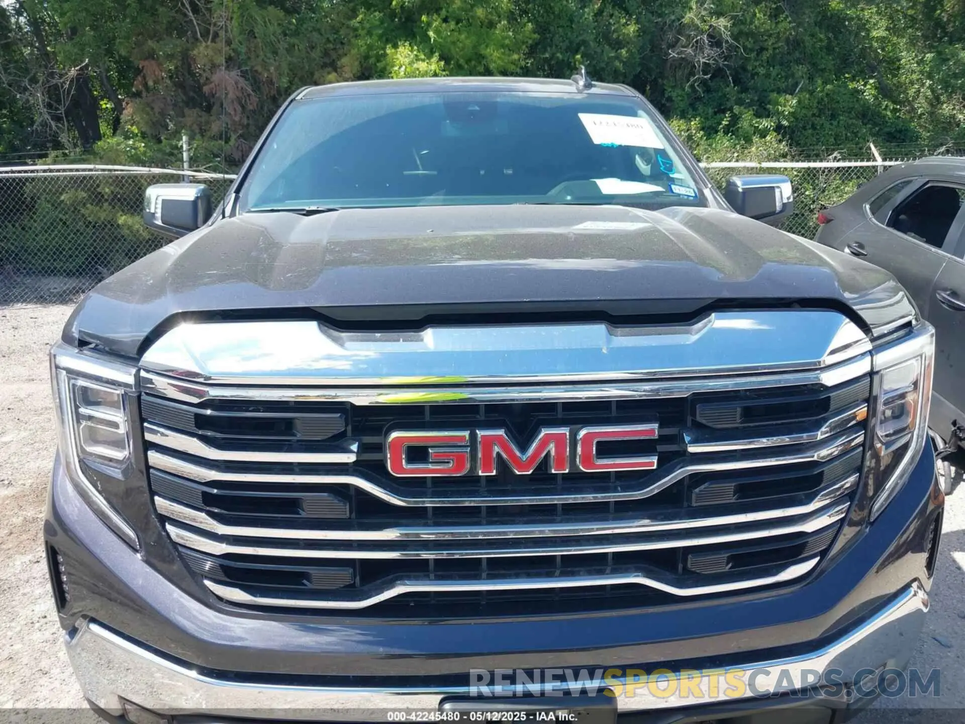 12 Photograph of a damaged car 3GTPHDED0SG204712 GMC SIERRA 1500 2025