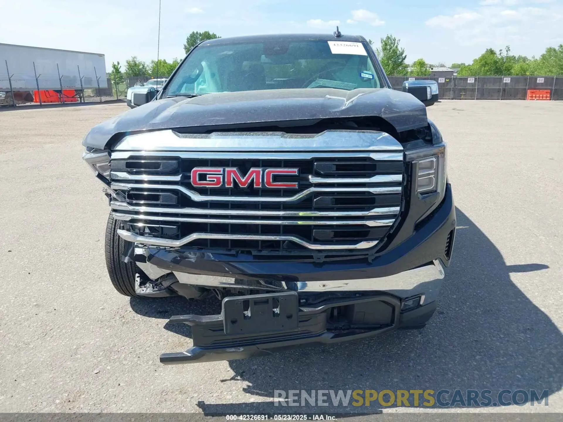 12 Photograph of a damaged car 3GTPHDED7SG246052 GMC SIERRA 1500 2025