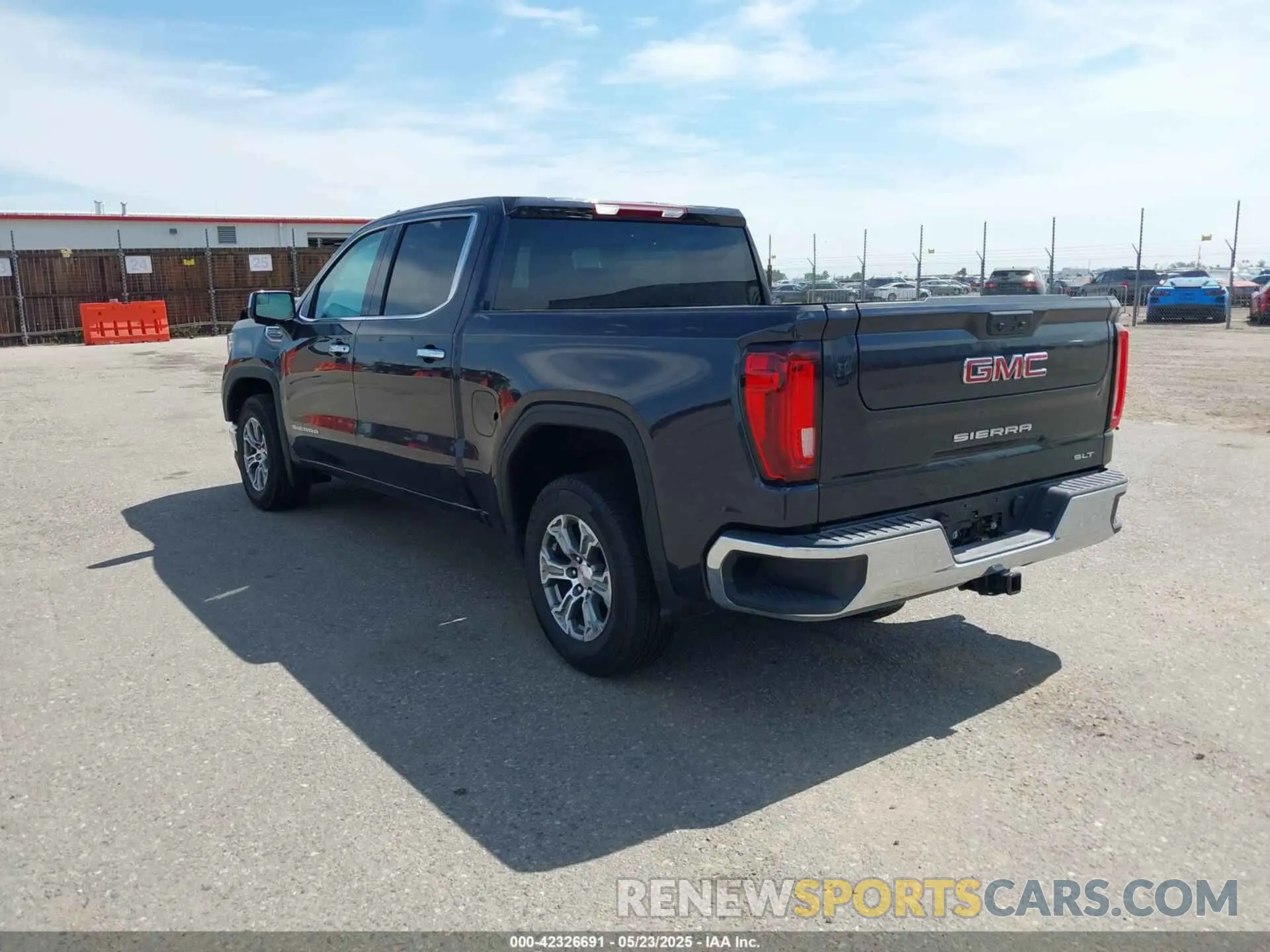 3 Photograph of a damaged car 3GTPHDED7SG246052 GMC SIERRA 1500 2025