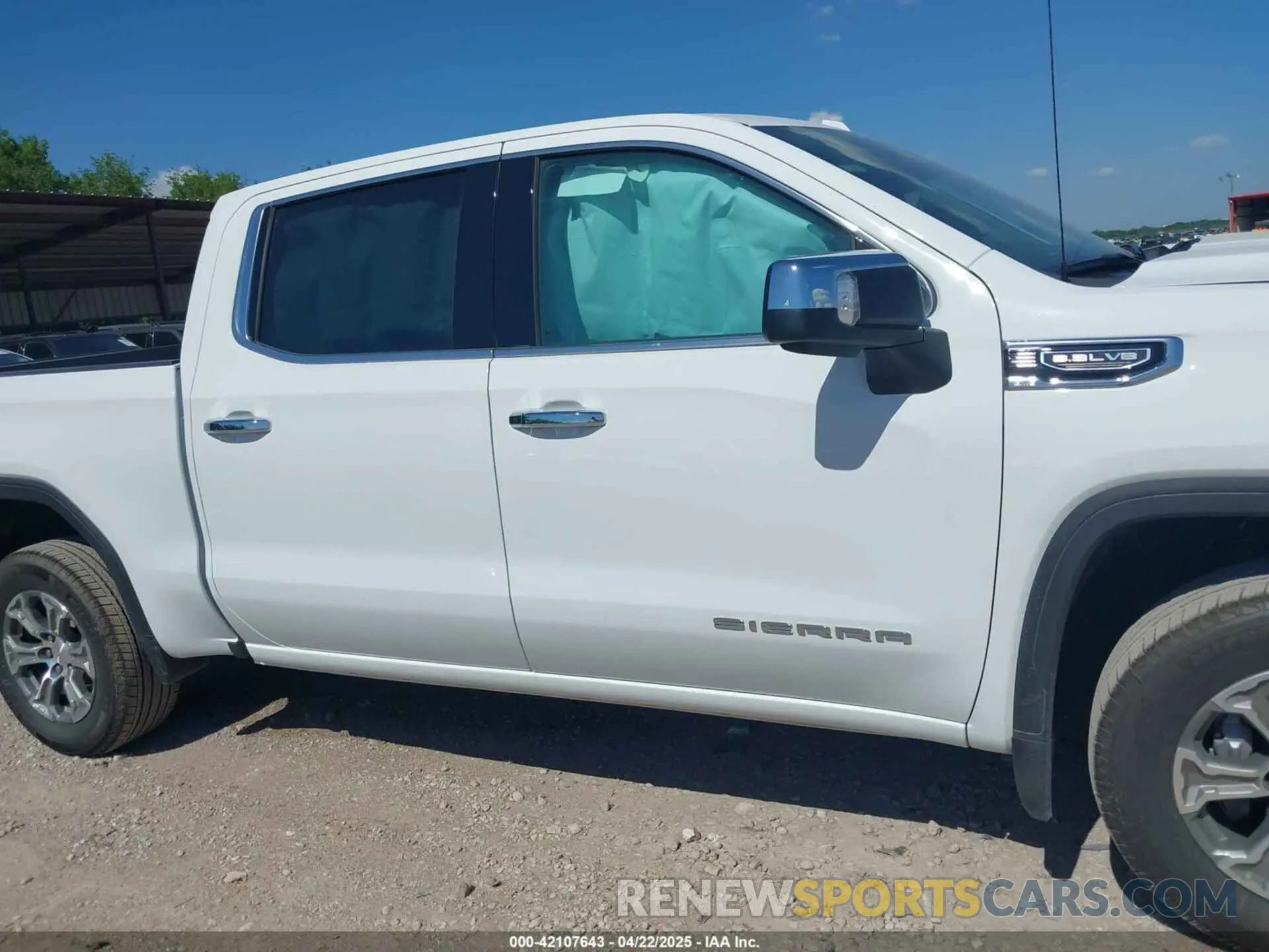 13 Photograph of a damaged car 3GTPHDED7SG247556 GMC SIERRA 1500 2025