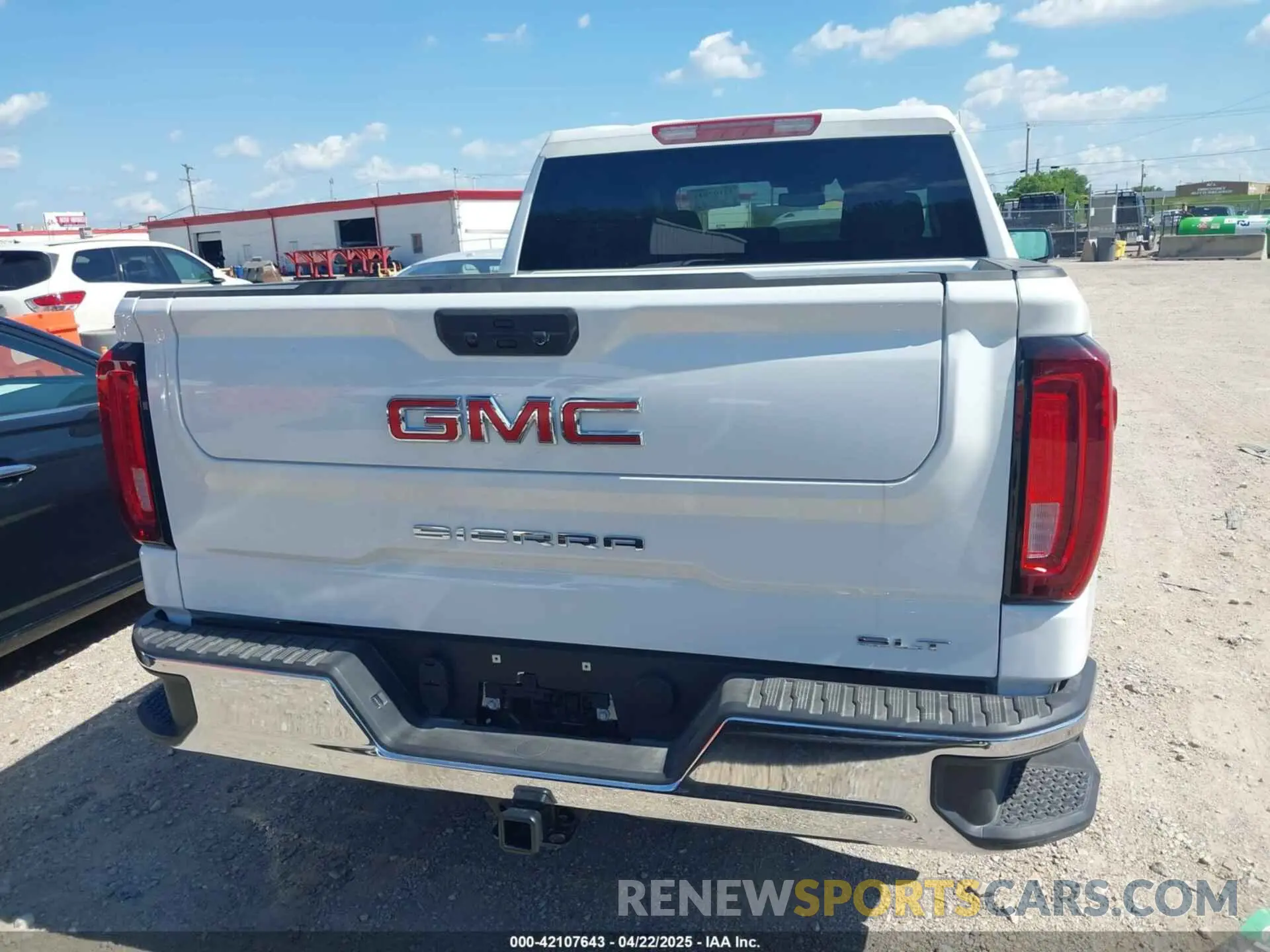 16 Photograph of a damaged car 3GTPHDED7SG247556 GMC SIERRA 1500 2025