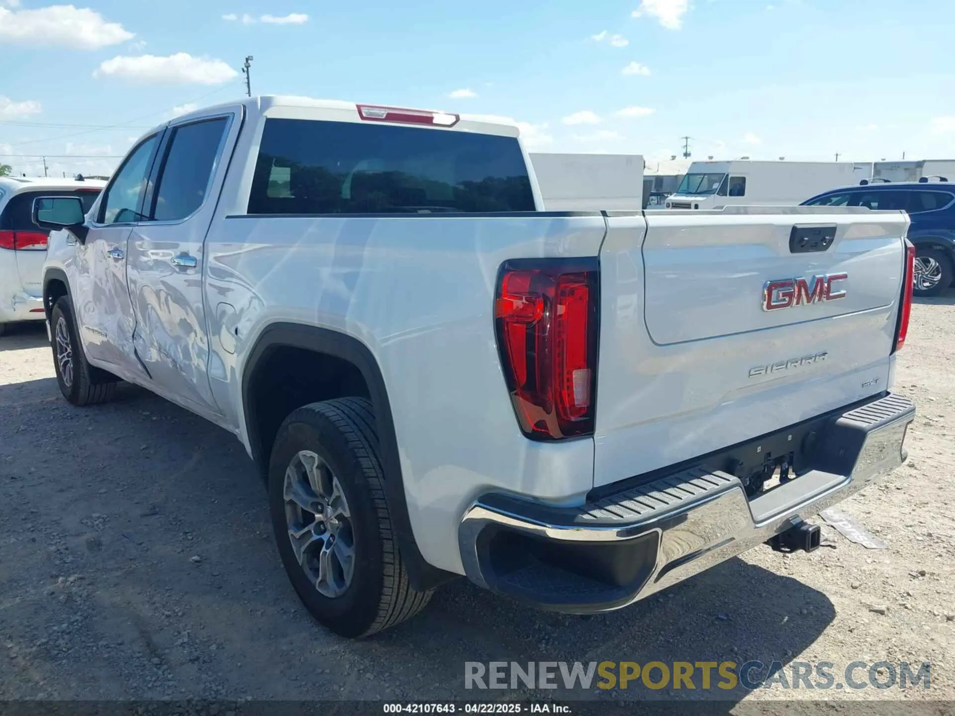 3 Photograph of a damaged car 3GTPHDED7SG247556 GMC SIERRA 1500 2025