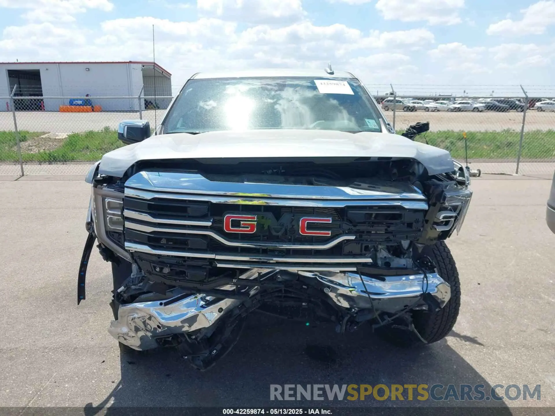 12 Photograph of a damaged car 3GTUUDEDXSG173161 GMC SIERRA 1500 2025