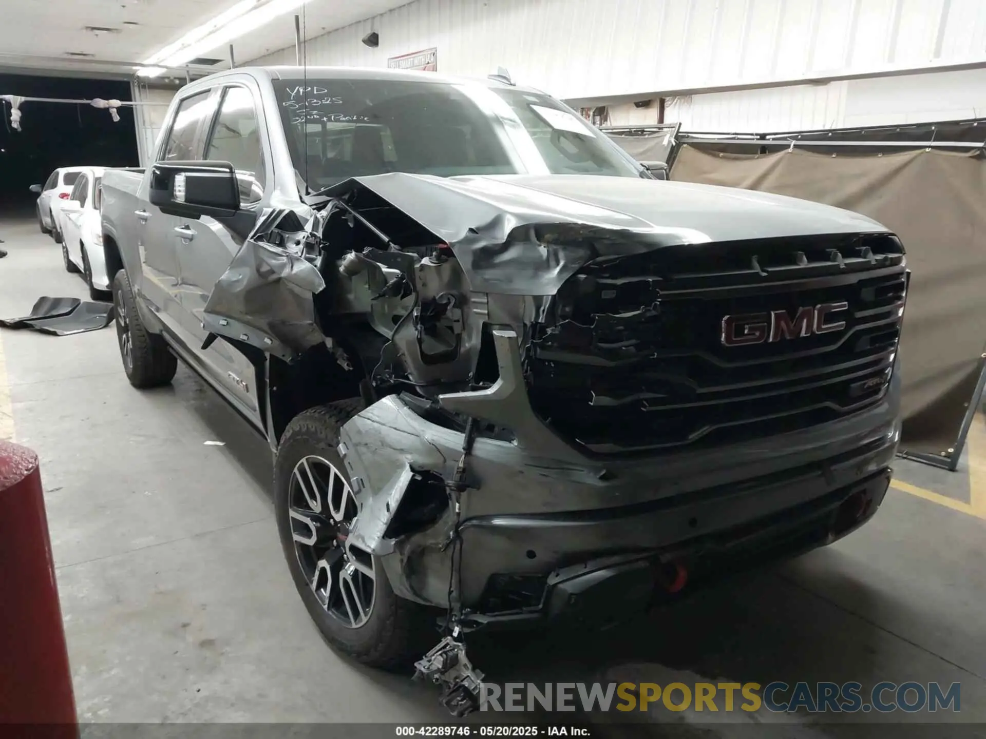 1 Photograph of a damaged car 3GTUUEE86SG154454 GMC SIERRA 1500 2025
